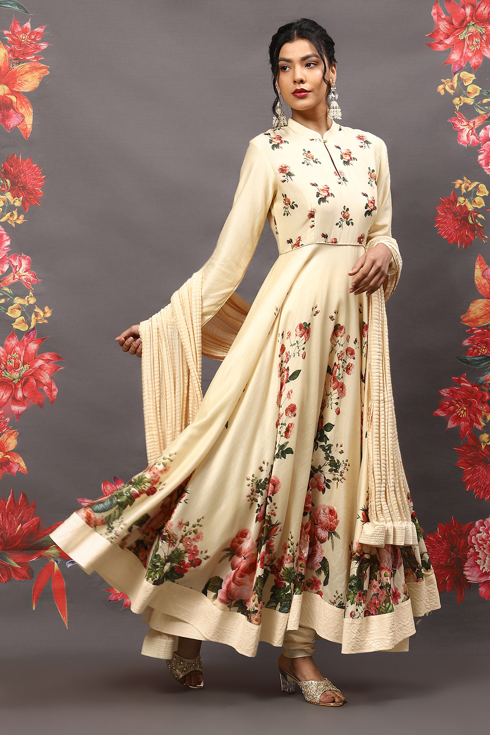 Off White Cotton Blend Anarkali Kurta Suit Set image number 6