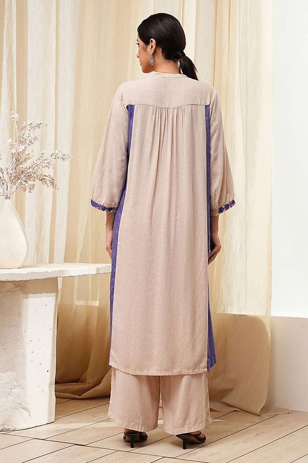 Beige Straight Printed Kurta Set image number 4