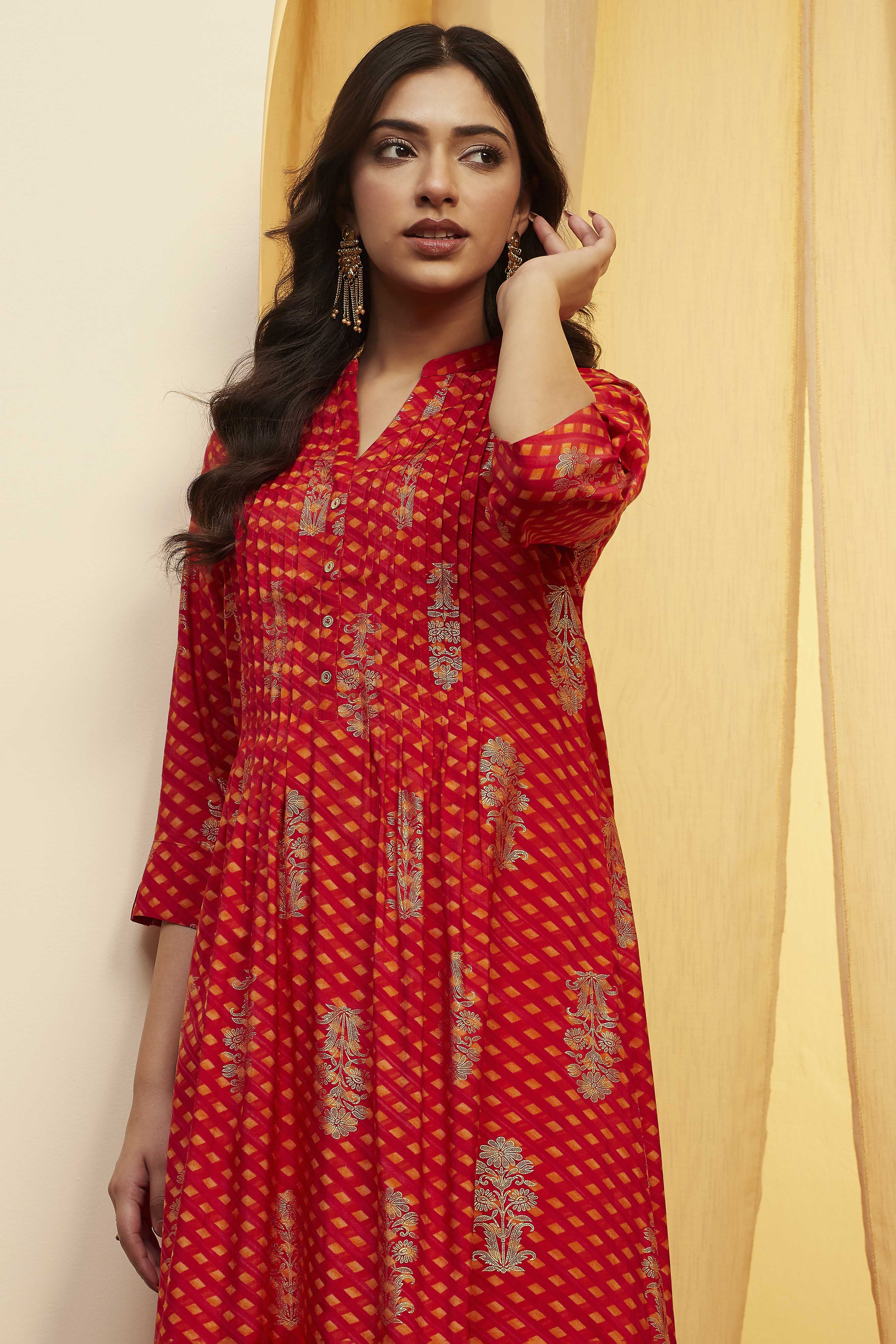Red Polyester Straight Kurta image number 1