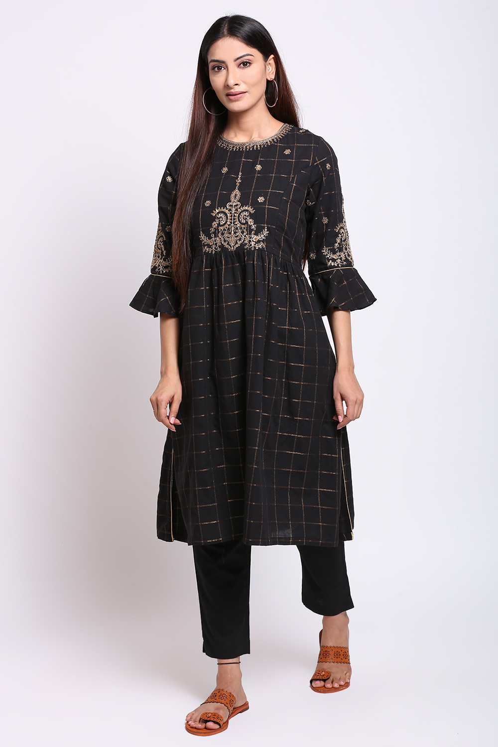 Black Metallic Cotton Straight Kurta Slim Pant Suit Set image number 2