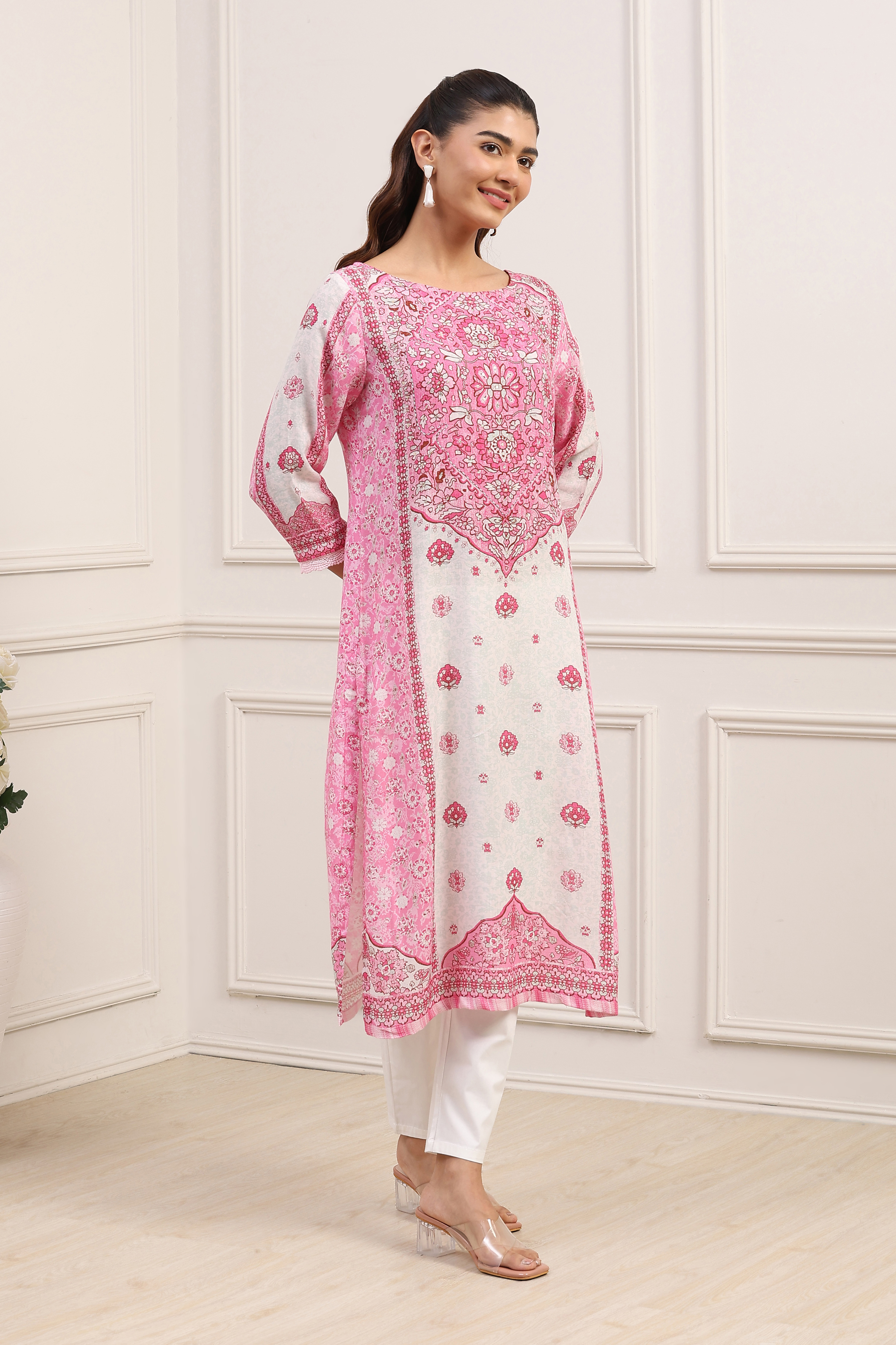 Pink Viscose Rayon Printed Straight Kurta image number 4