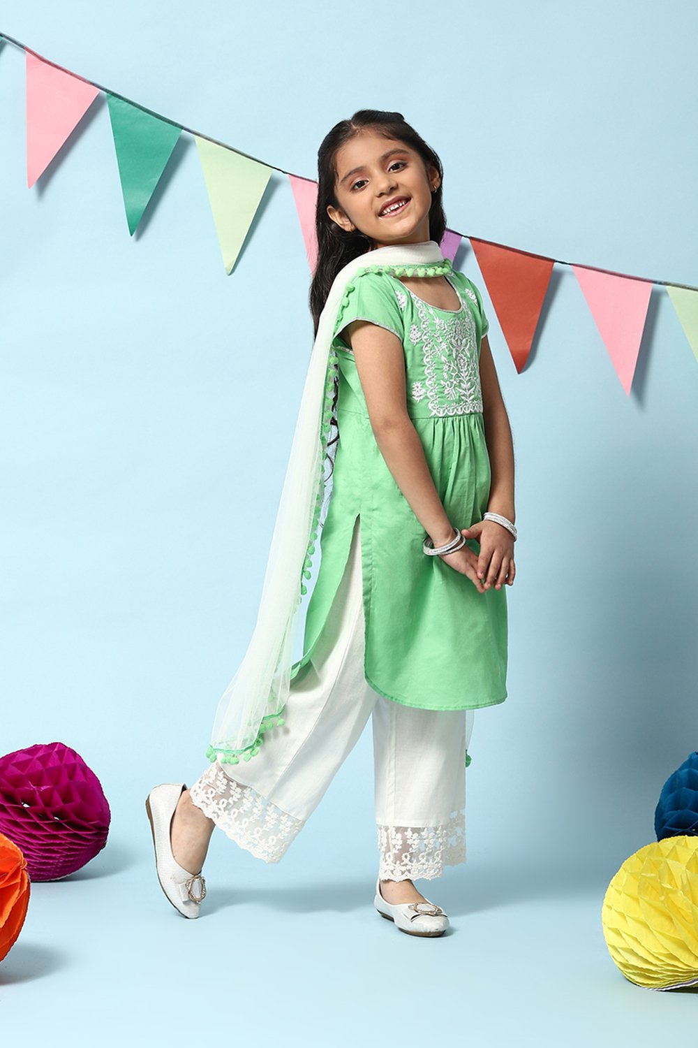 Green Cotton Straight Kurta Straight Palazzo Suit Set image number 6