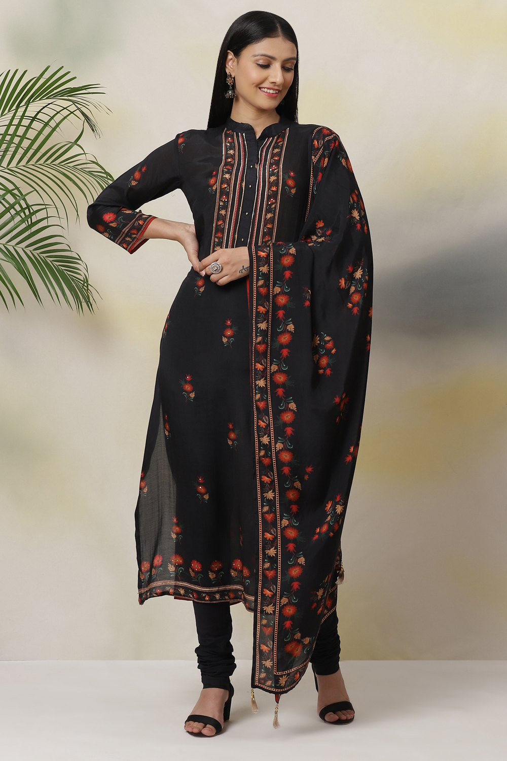 Black Cotton Silk Easy Stitch Suit Set image number 4