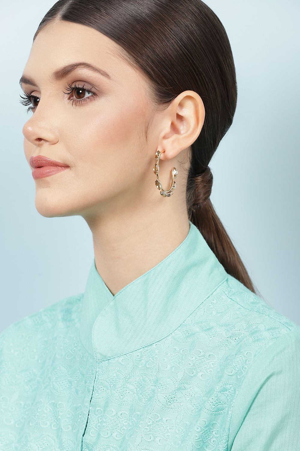 Nude Earrings image number 3