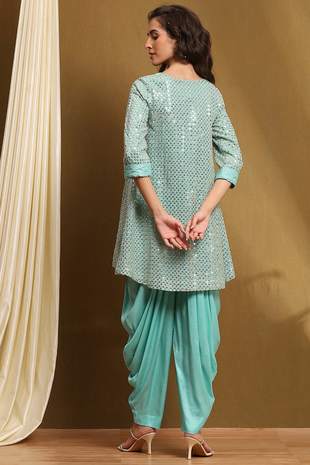 Aqua Blue Viscose Blend Embellished Asymmetric Kurta Set image number 4