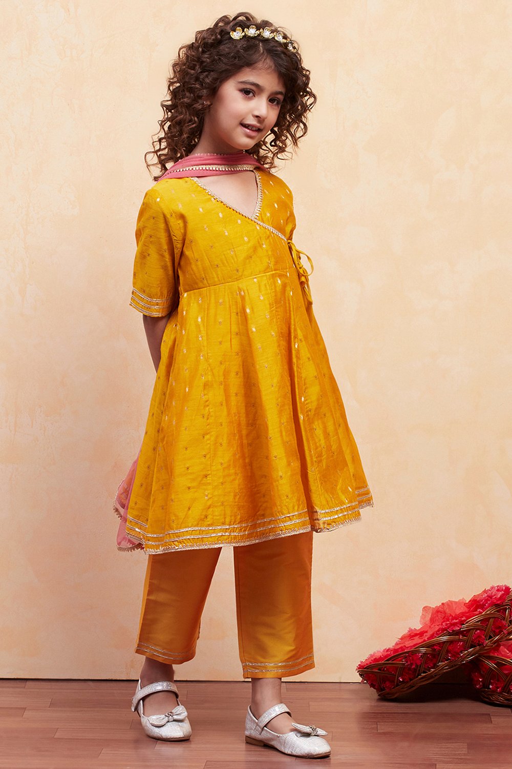 White Polyester Anarkali Suit Set image number 5