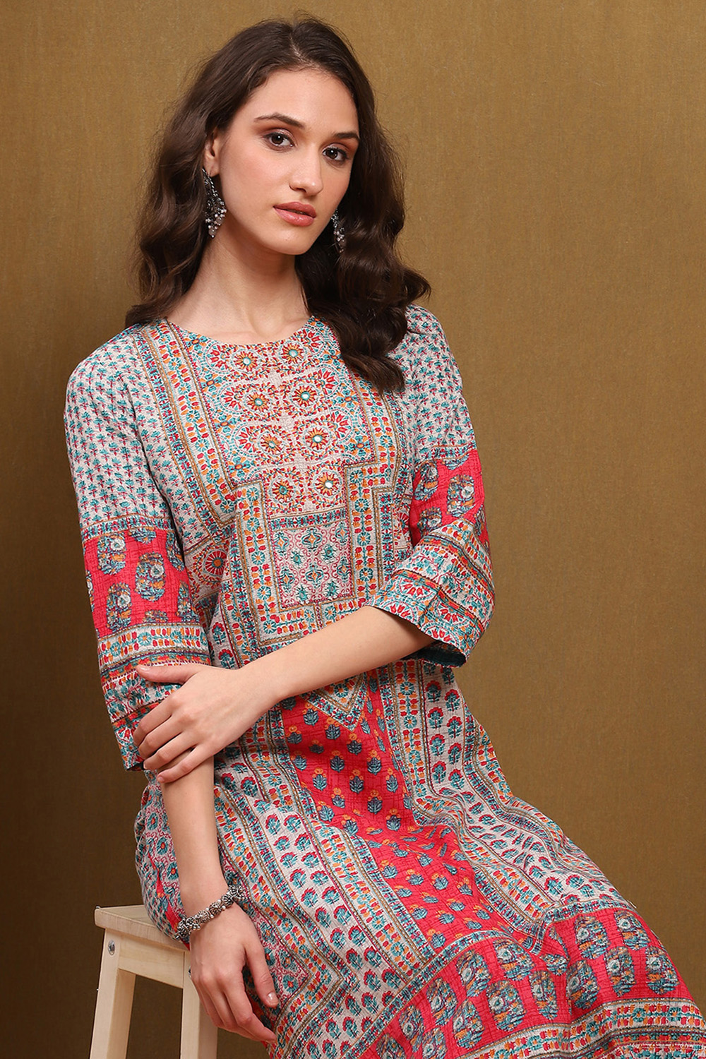 Beige and Blue Cotton Printed Straight Kurta Set image number 7
