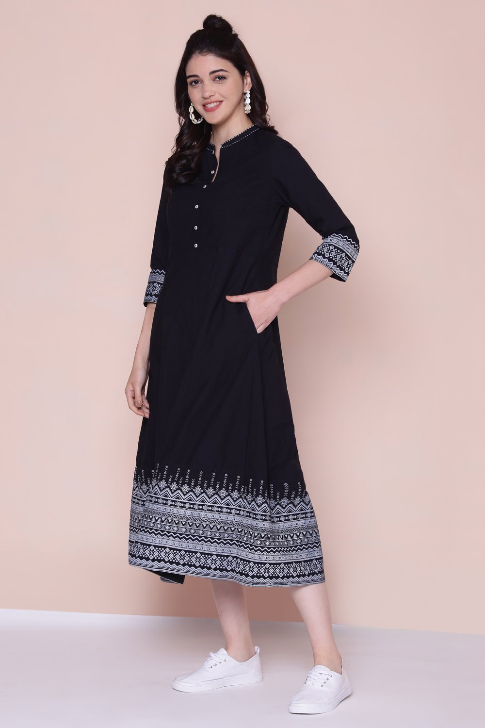 Blue Cotton A-line Dress image number 4