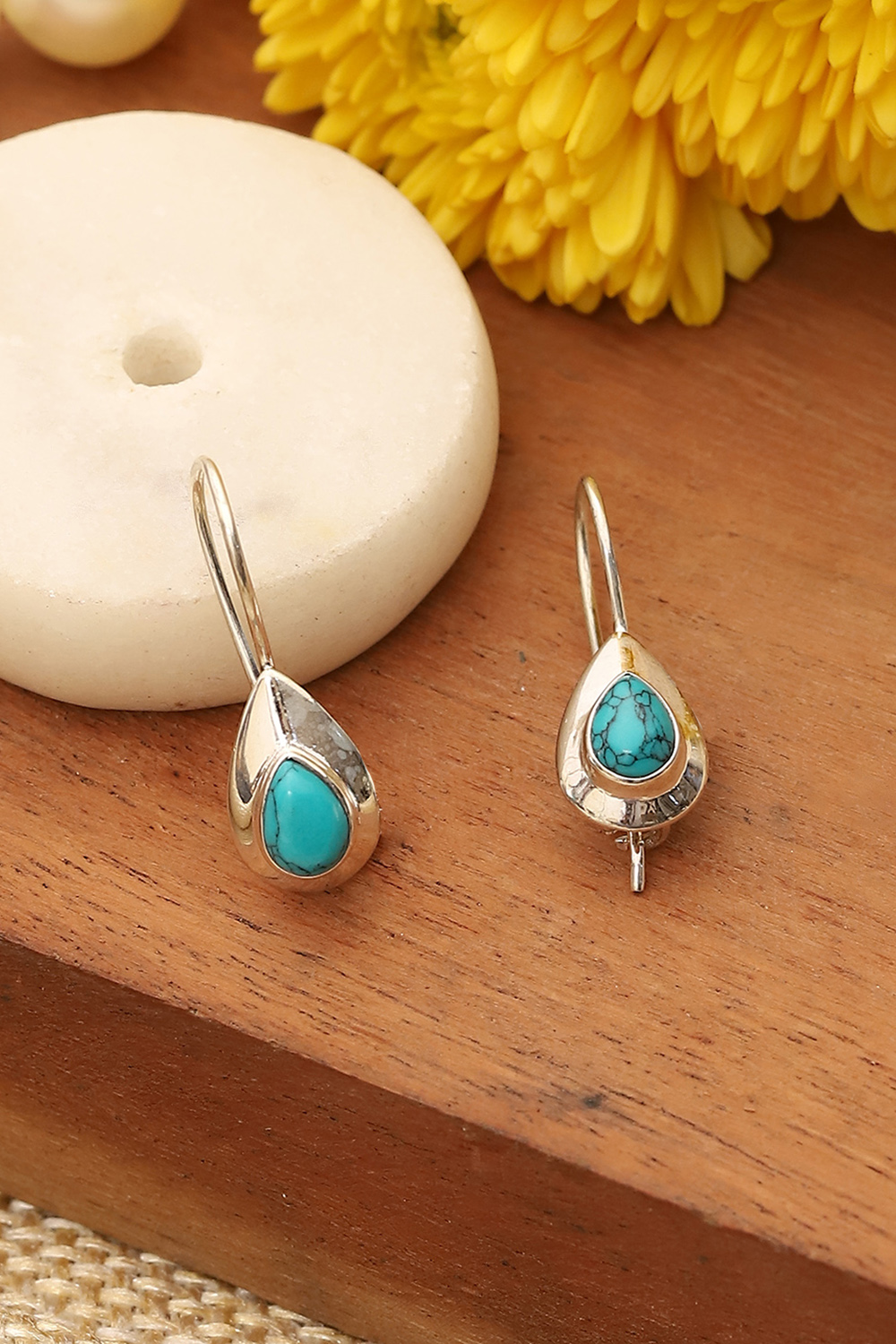 Turquoise 925 Sterling Silver Earrings image number 0