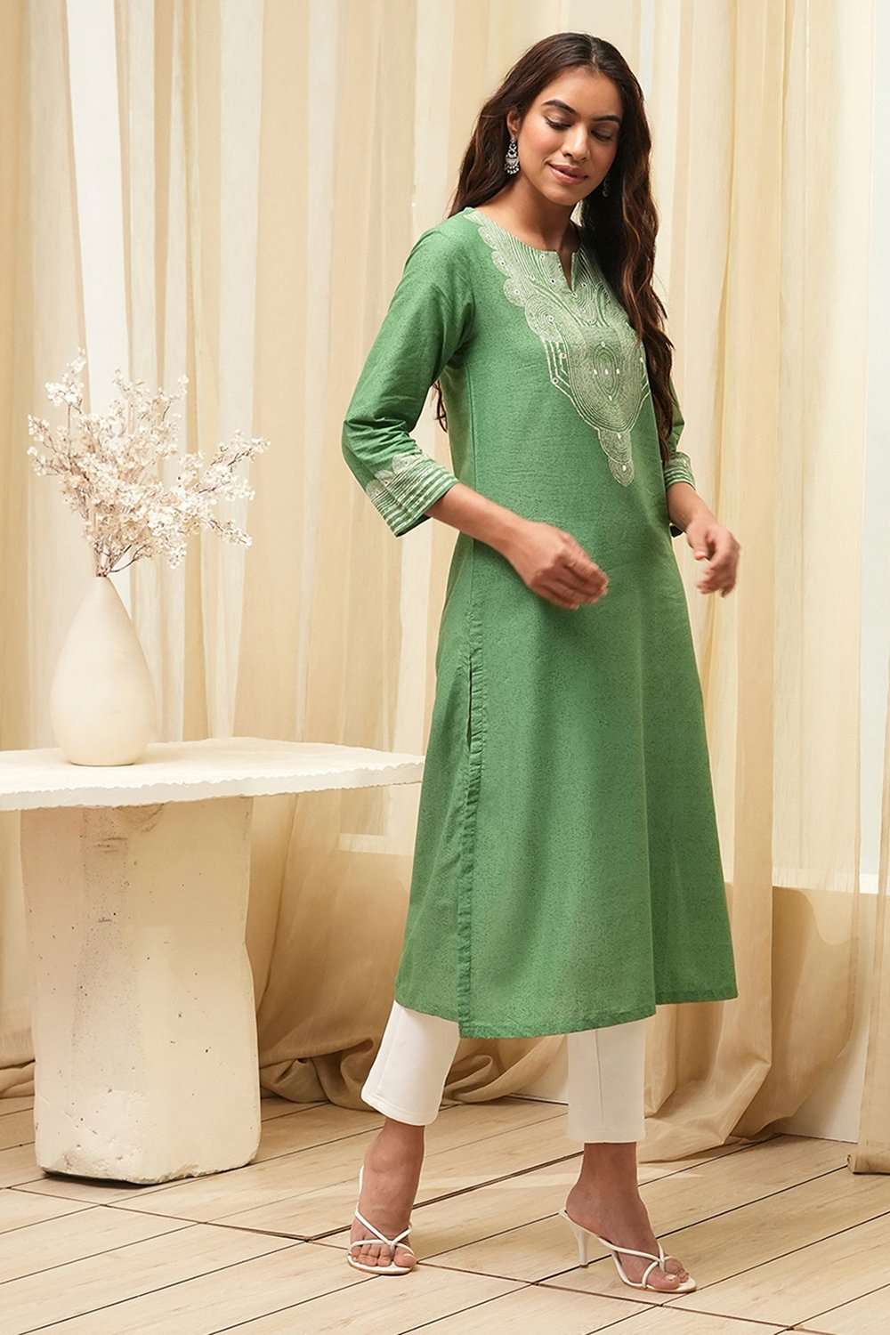 Pink Pure Cotton Printed Straight Kurta image number 4