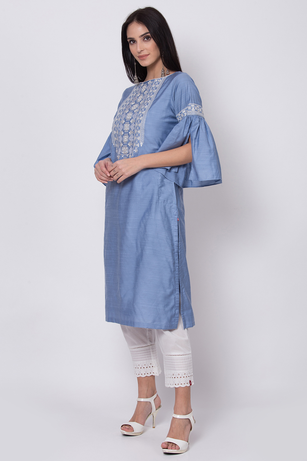 Powder Blue Viscose Silk Straight Embroidered Kurta image number 2