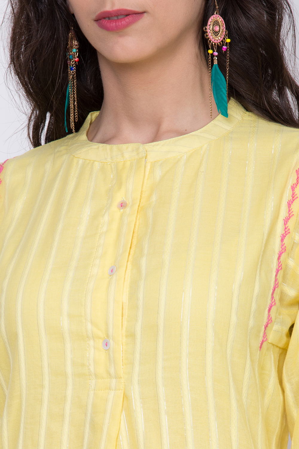 Yellow Metallic Cotton Straight Kurta image number 1