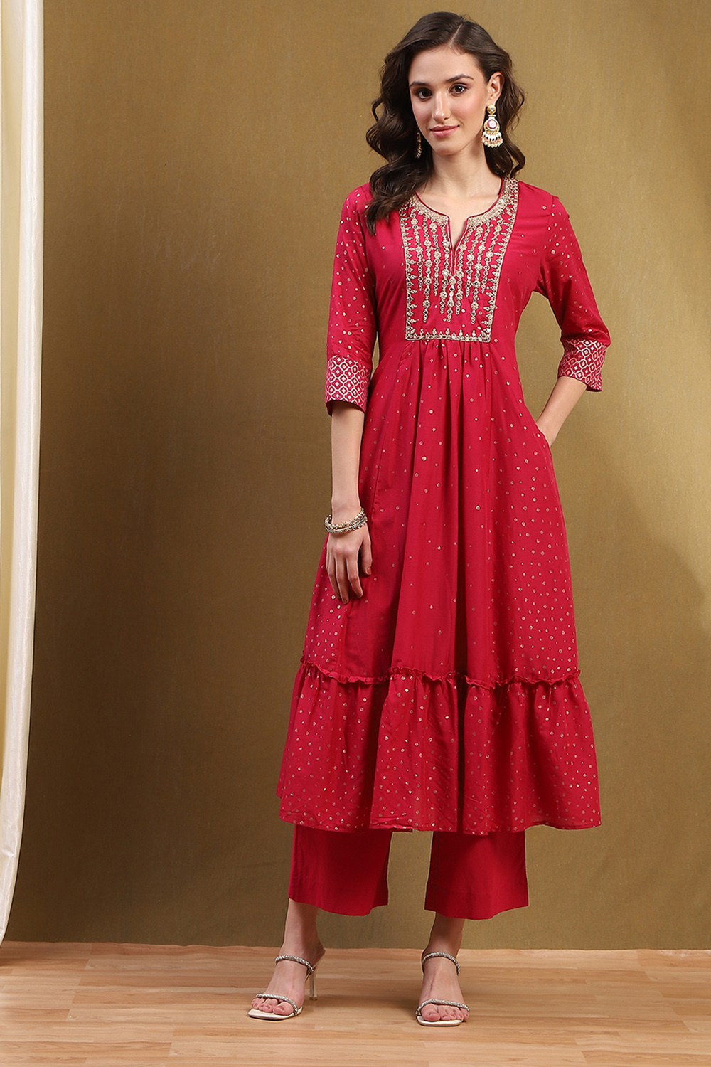 Green Cotton Printed Festive Gathered Suit Set image number 6