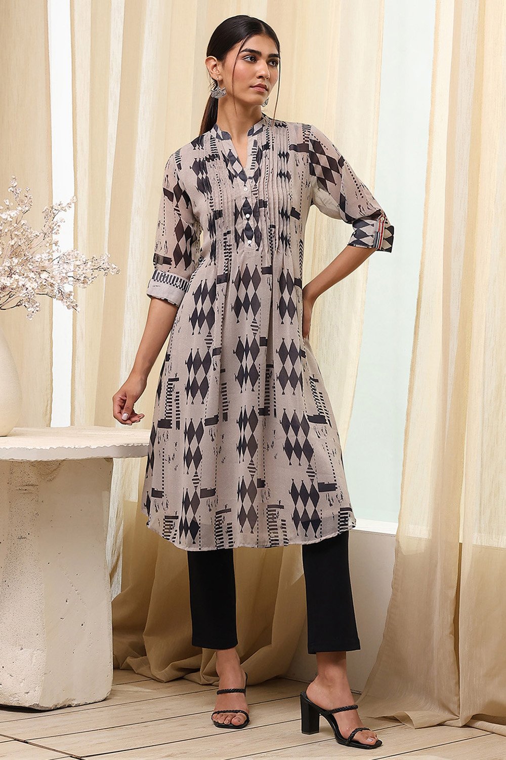 Grey Polyester Straight Kurta Pants Set image number 0