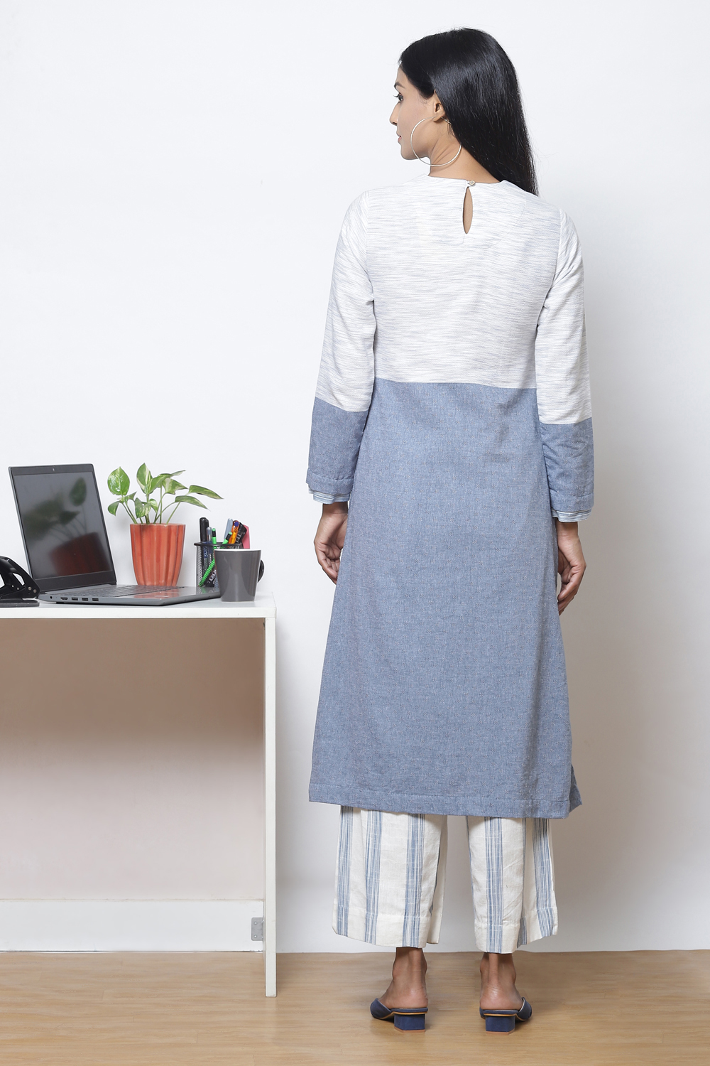 White And Blue Straight Cotton Fusion Wear image number 6