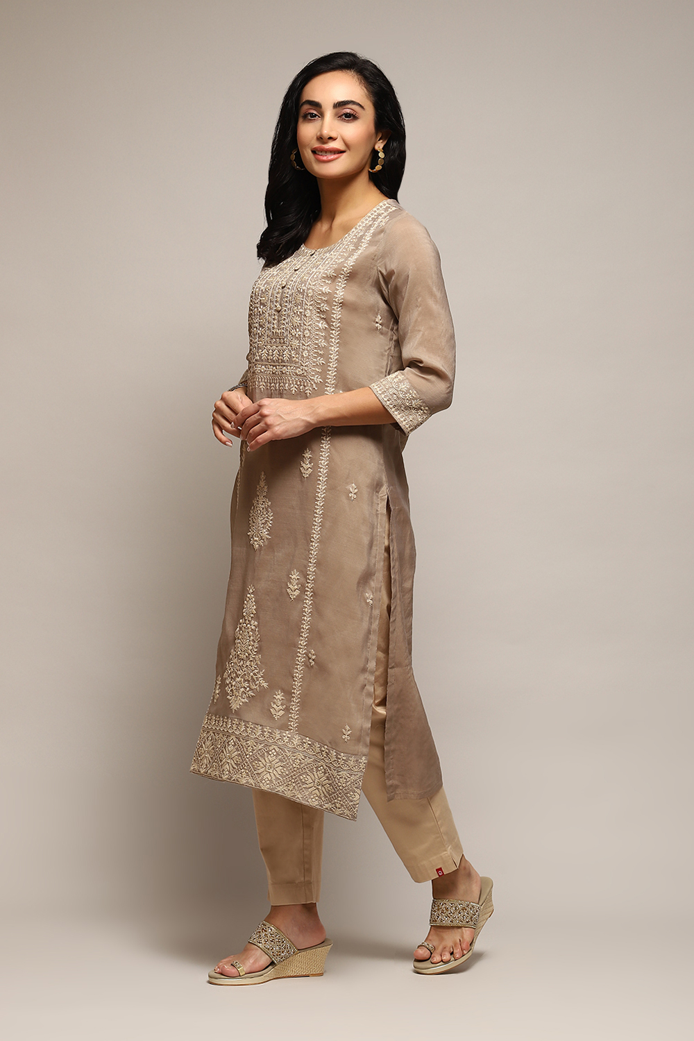 Pink Polyester Straight Yarndyed Kurta image number 2