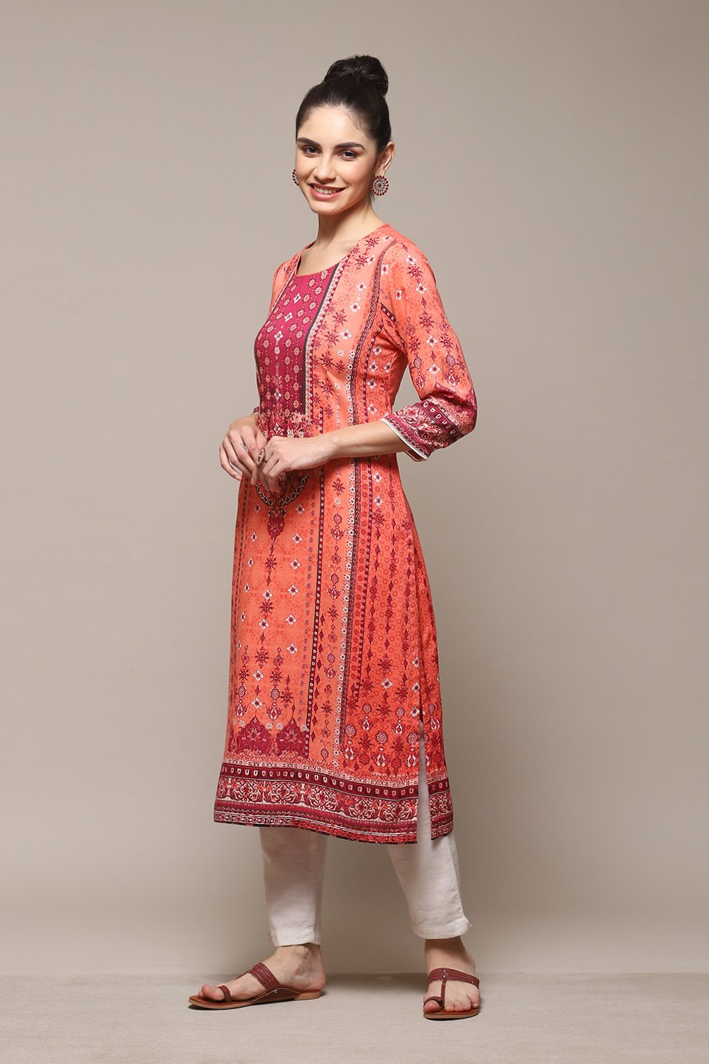 Coral Polyester Straight Printed Kurta image number 3