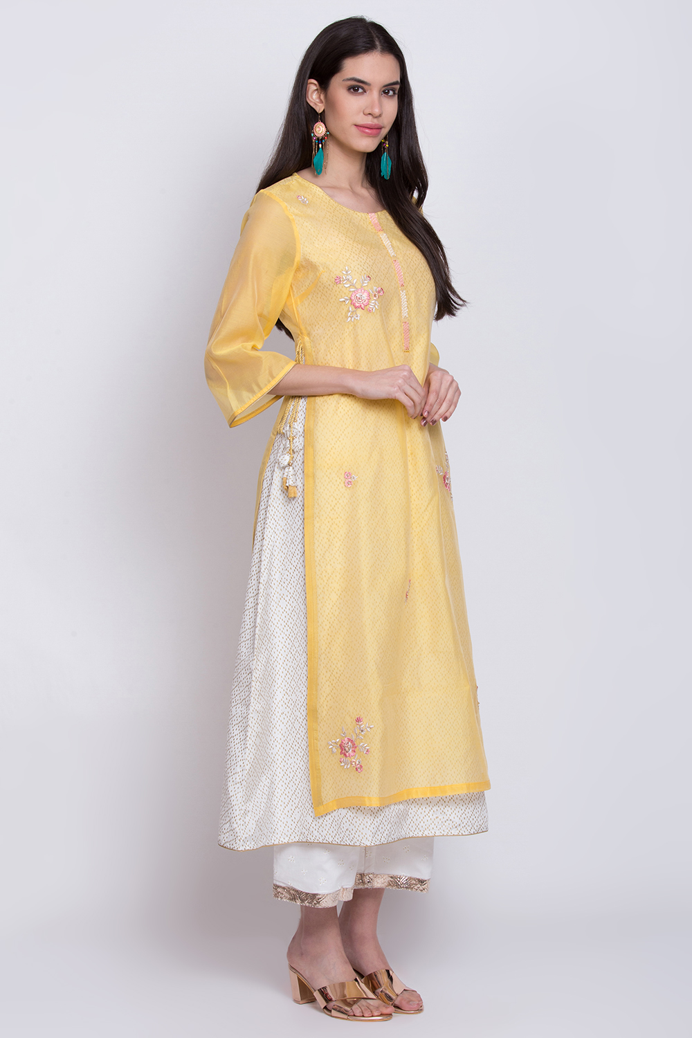 Yellow Poly Cotton Flared Yarndyed Kurta image number 3