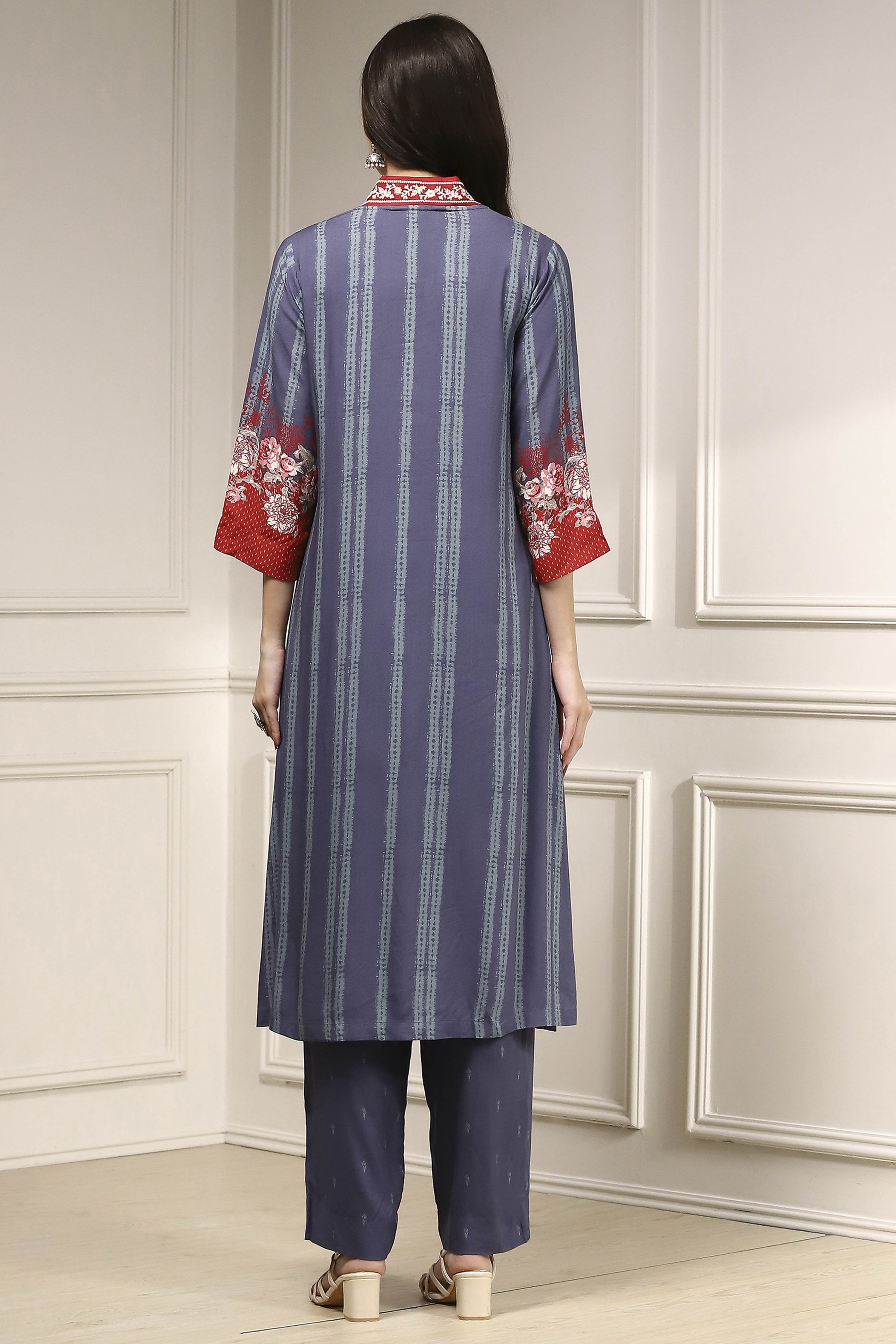 Blue Printed Straight Suit Set image number 4