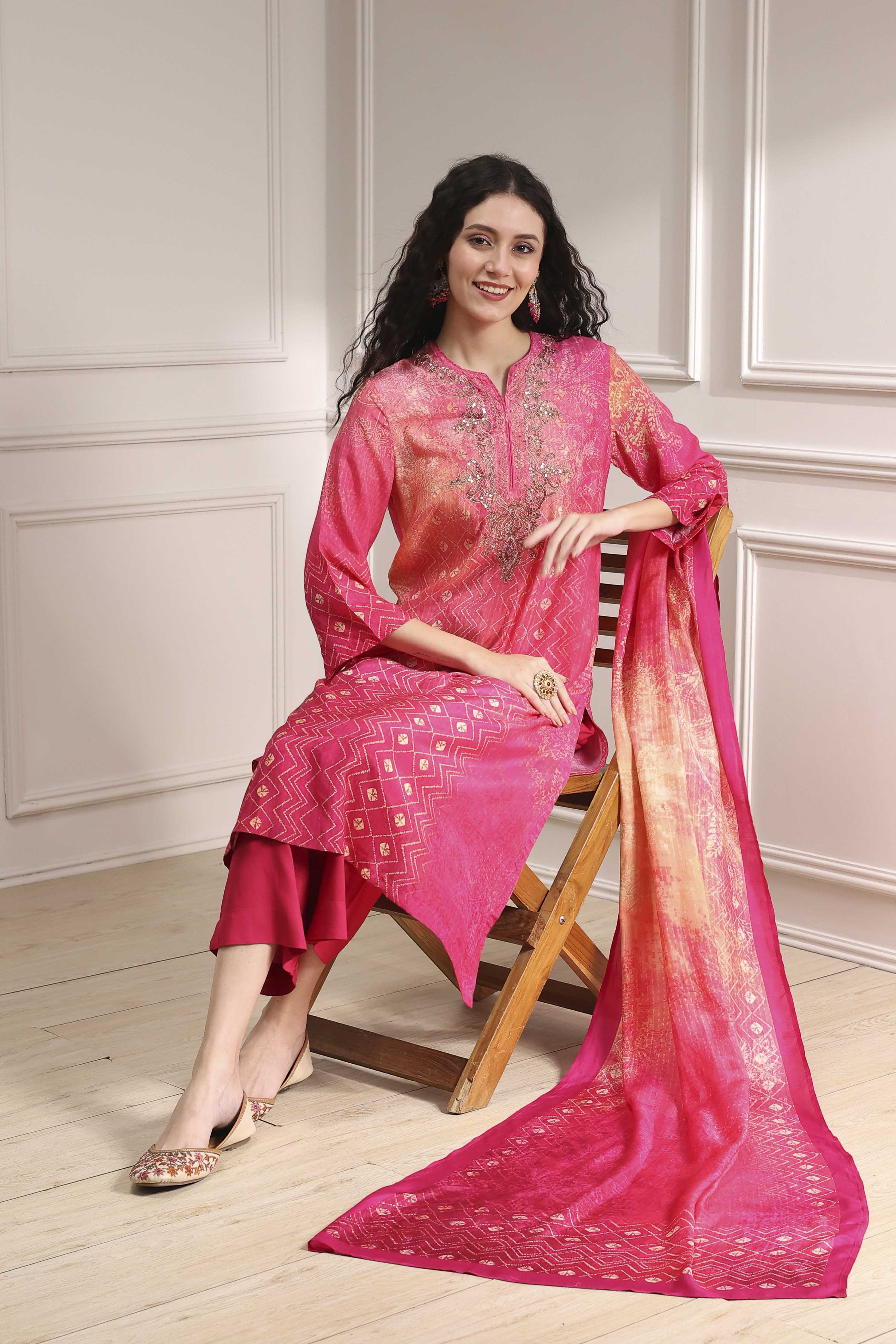 Turquoise Printed Straight Suit Set image number 0