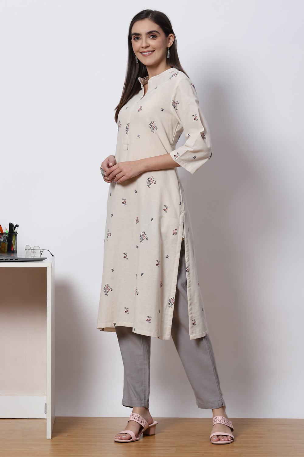 Organic Wine Cotton Straight Printed Kurta Set image number 2