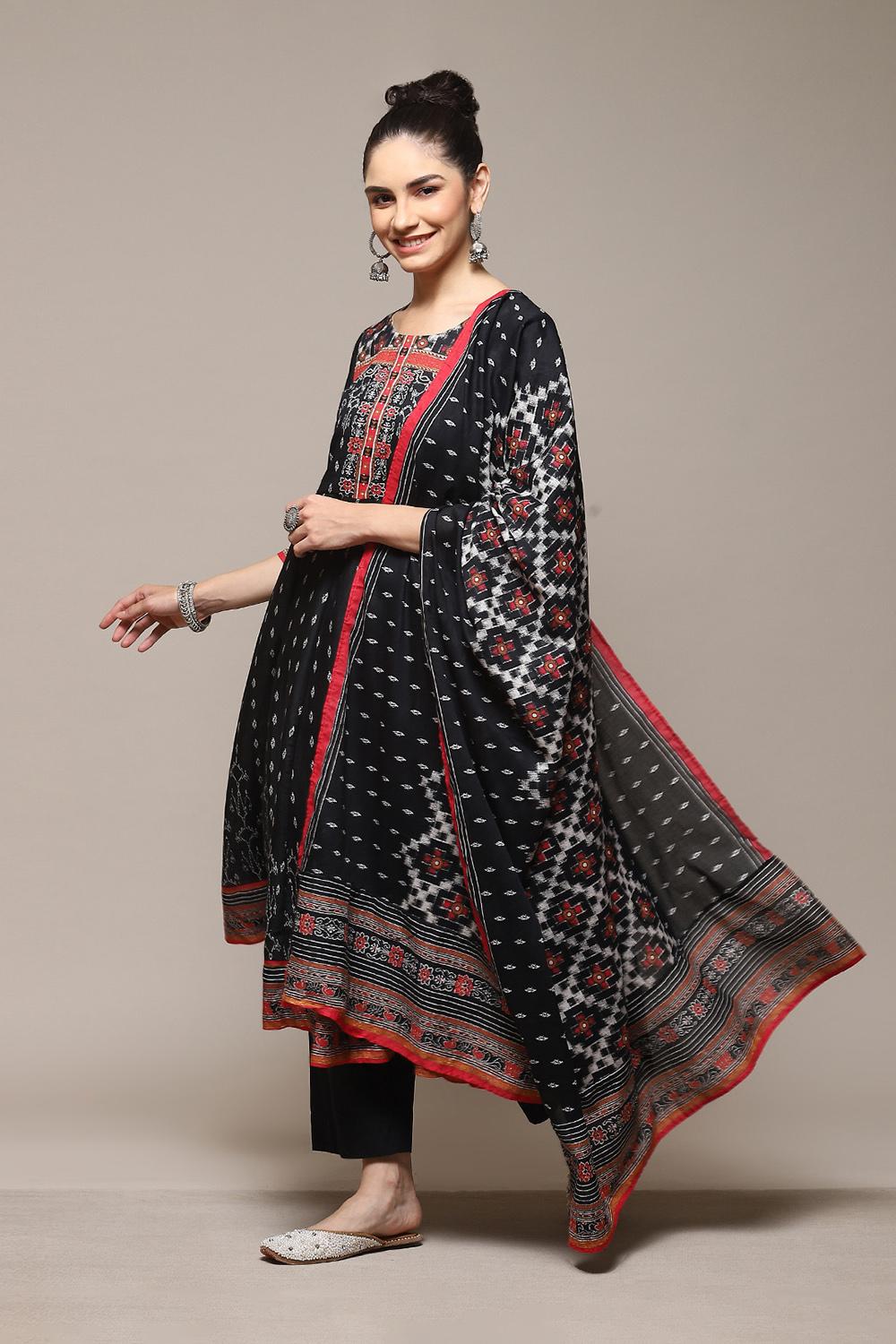 Red Cotton Anarkali Kurta Palazzo Suit Set image number 5
