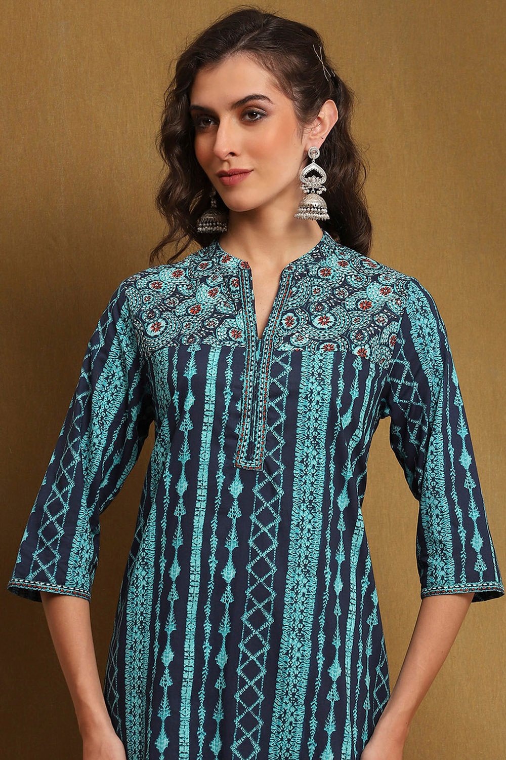 Indigo Blue Cotton Printed Straight Suit Set image number 1