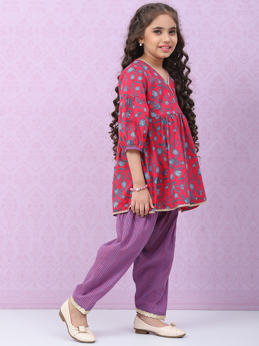 Pink Cotton Flared Printed Kurta Set image number 3