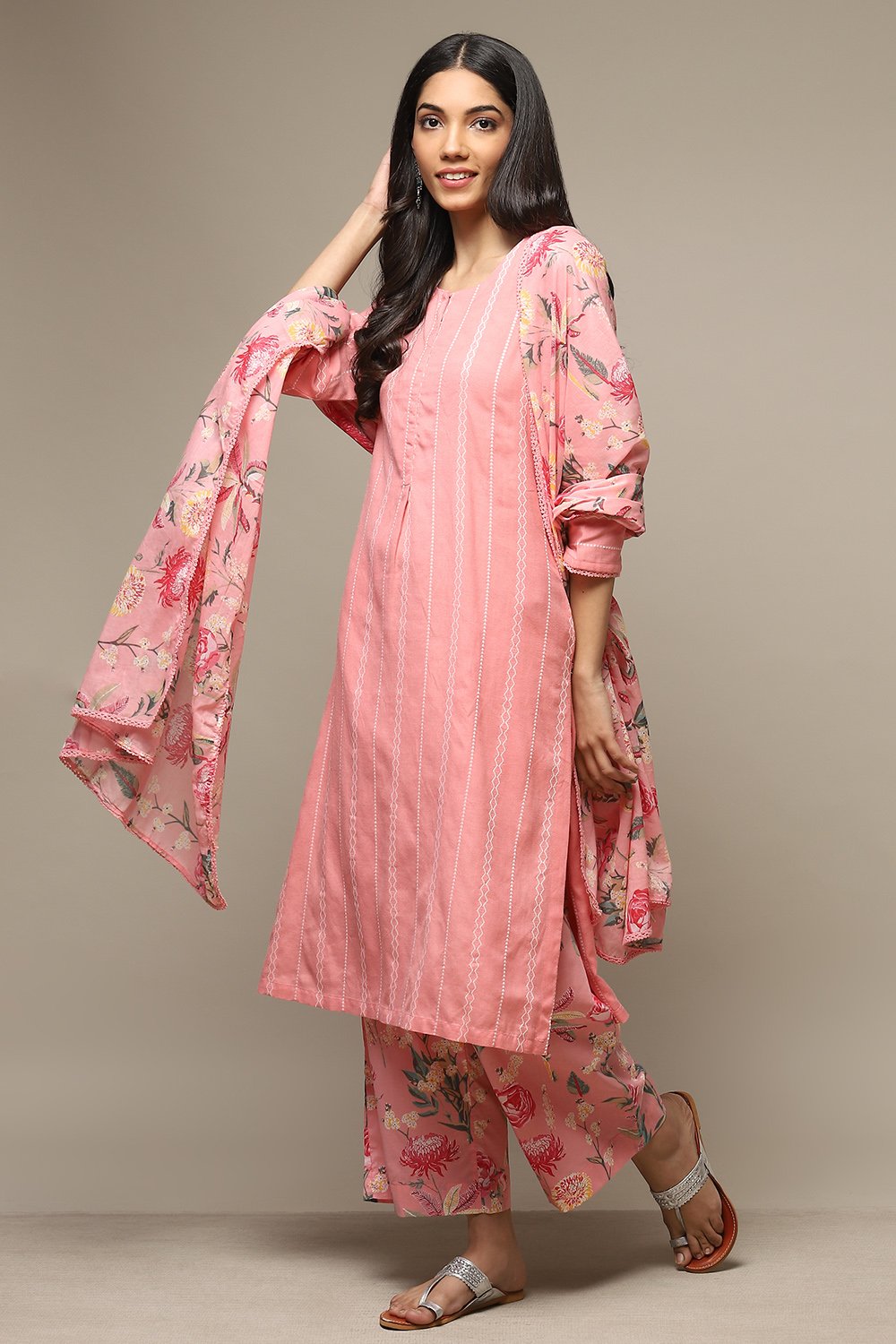 Mango Rayon Straight Kurta Palazzo Suit Set image number 5