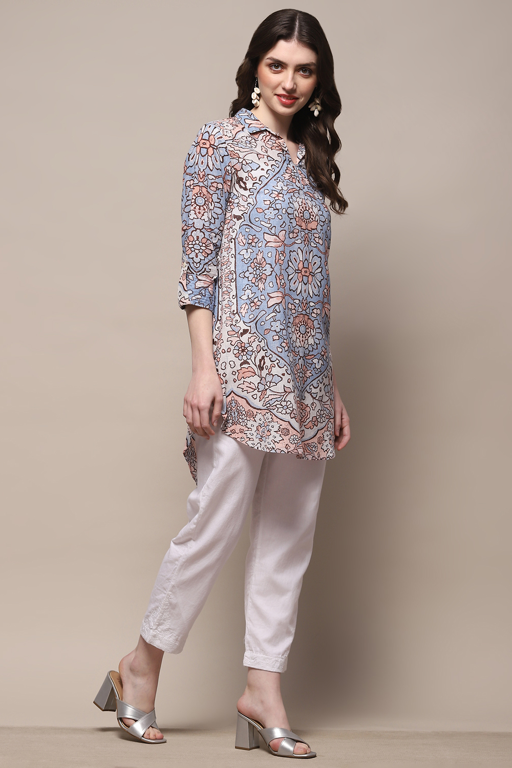 Blue Rayon Straight Kurti image number 4