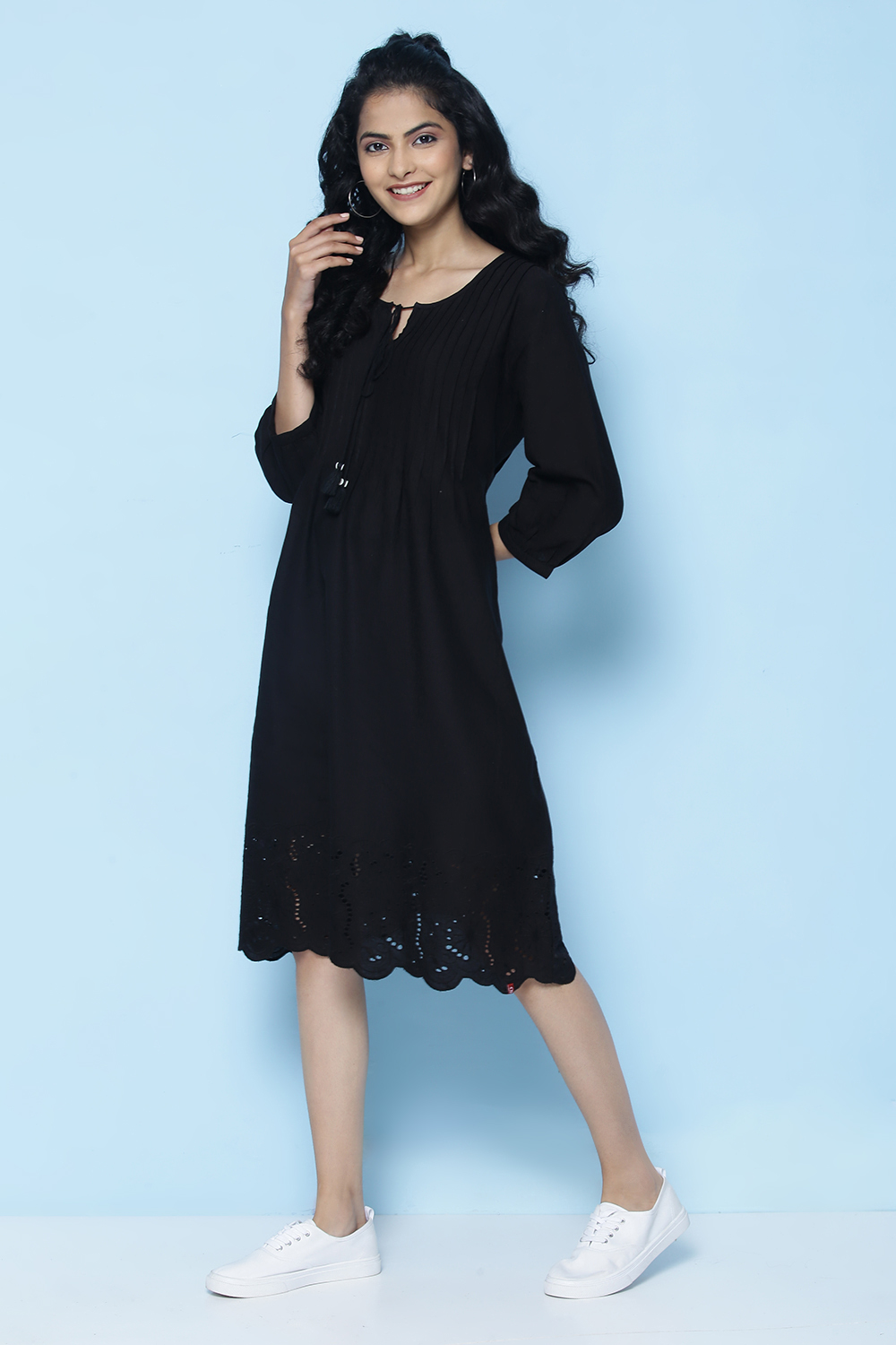 Black Cotton Flax Solid Kurta Dress image number 5