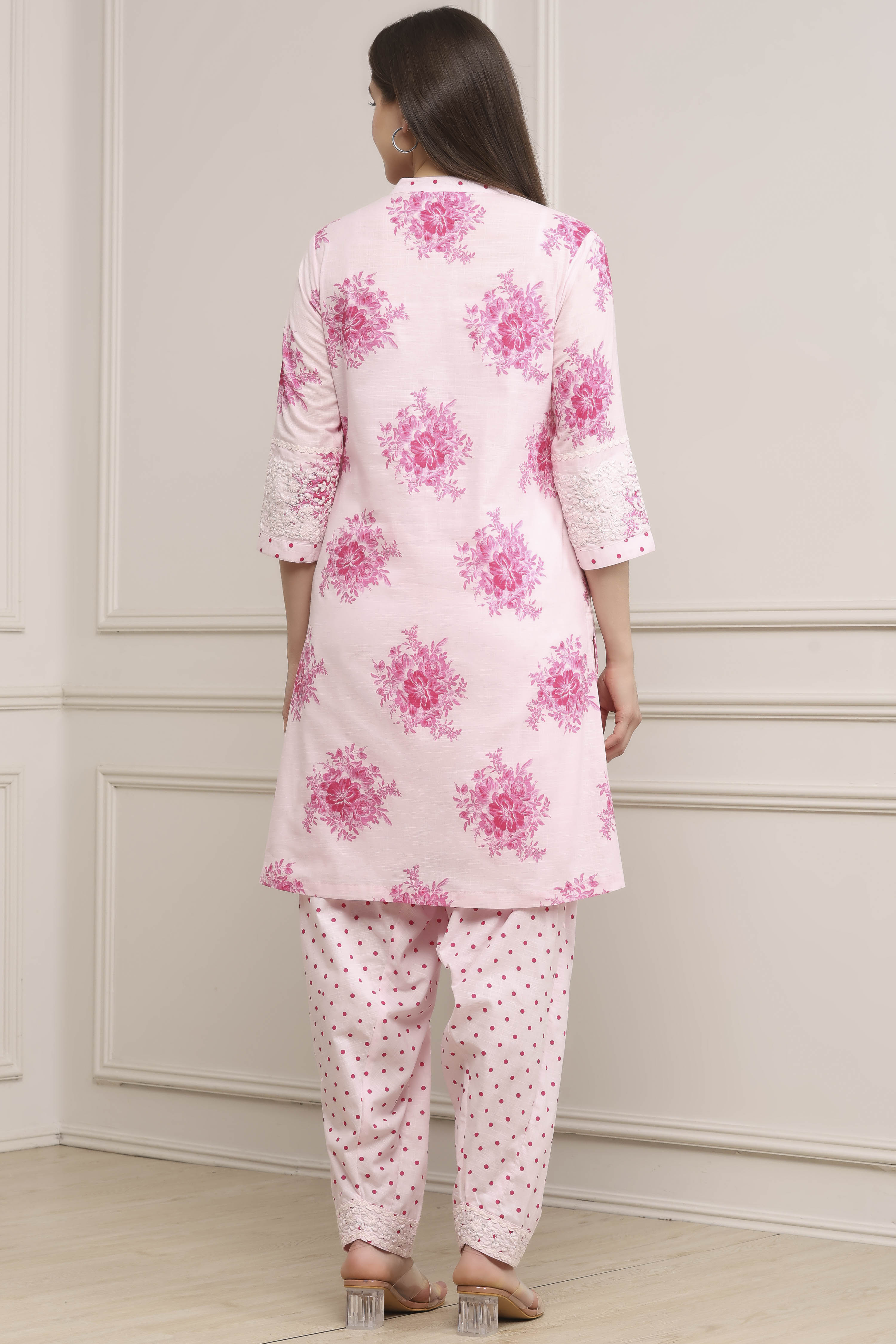 Pink Cotton Printed Straight Salwar Suit Set image number 4
