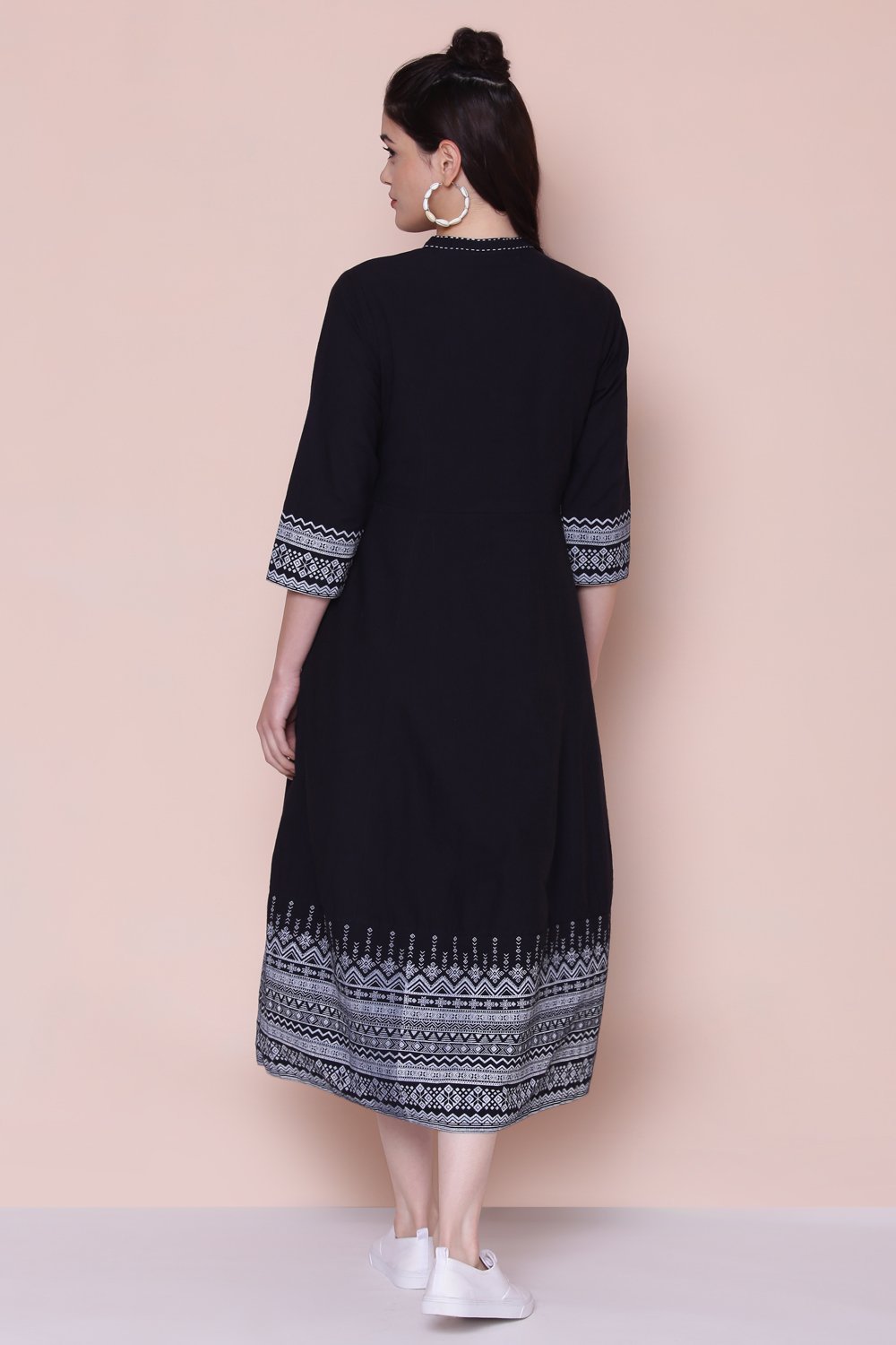 Blue Cotton A-line Dress image number 5