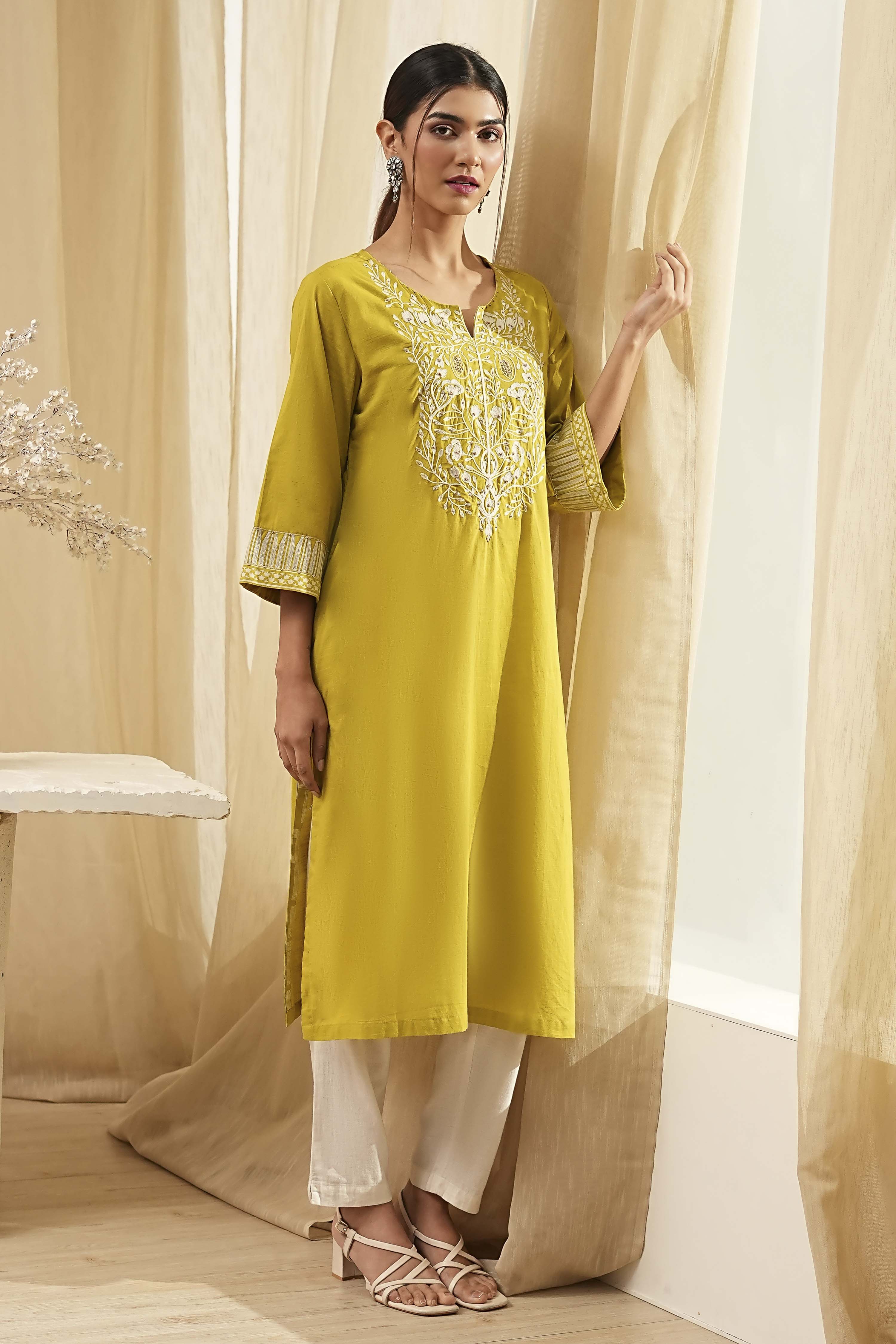 Black Pure Cotton Embroidered Straight Kurta image number 0