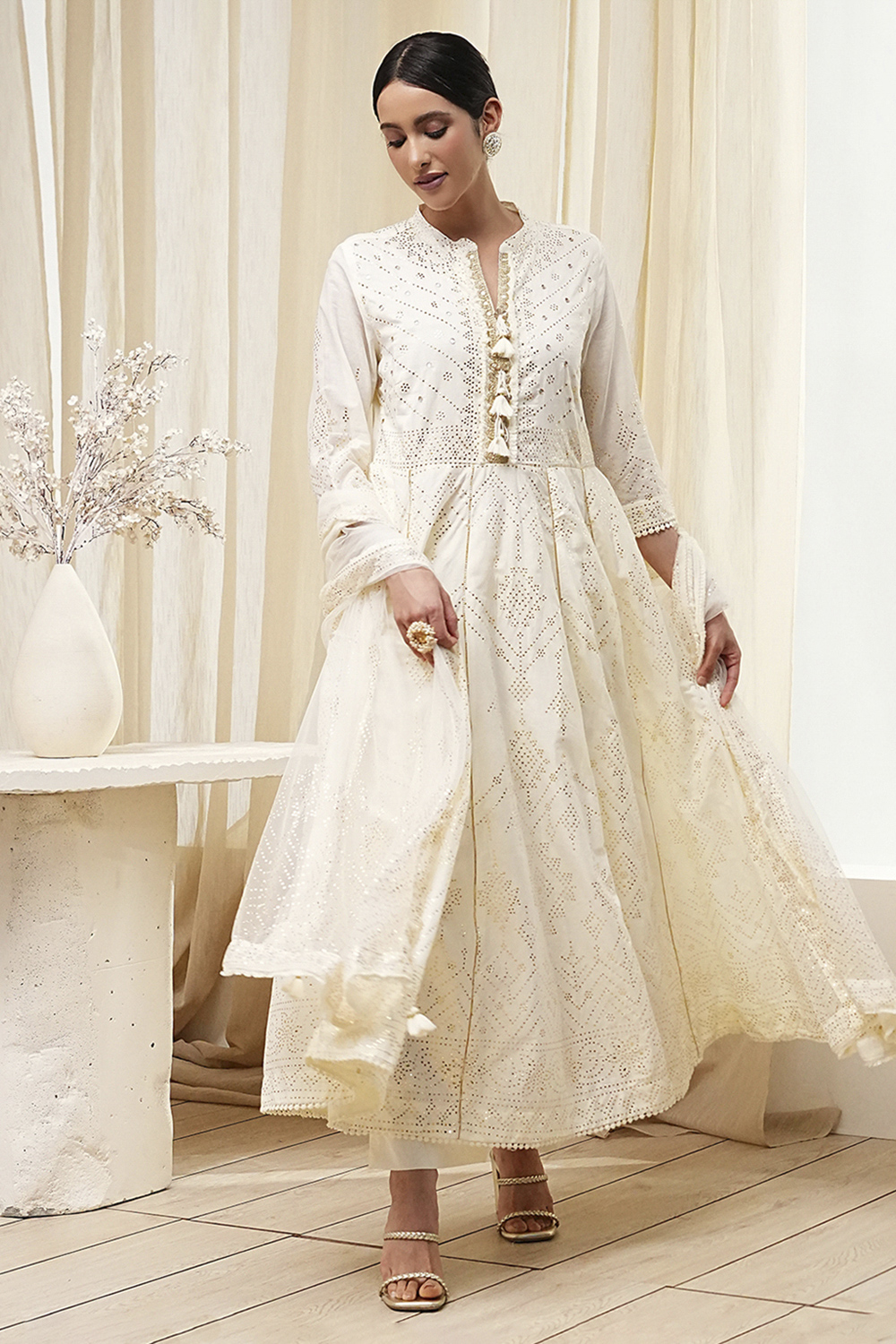 Off-White Cotton Embellished Anarkali Suit Set image number 7