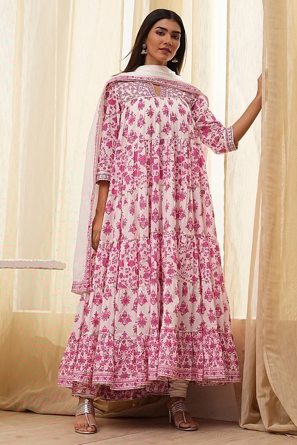 Off-White and Pink Cotton Floral Tiered Suit Set image number 7
