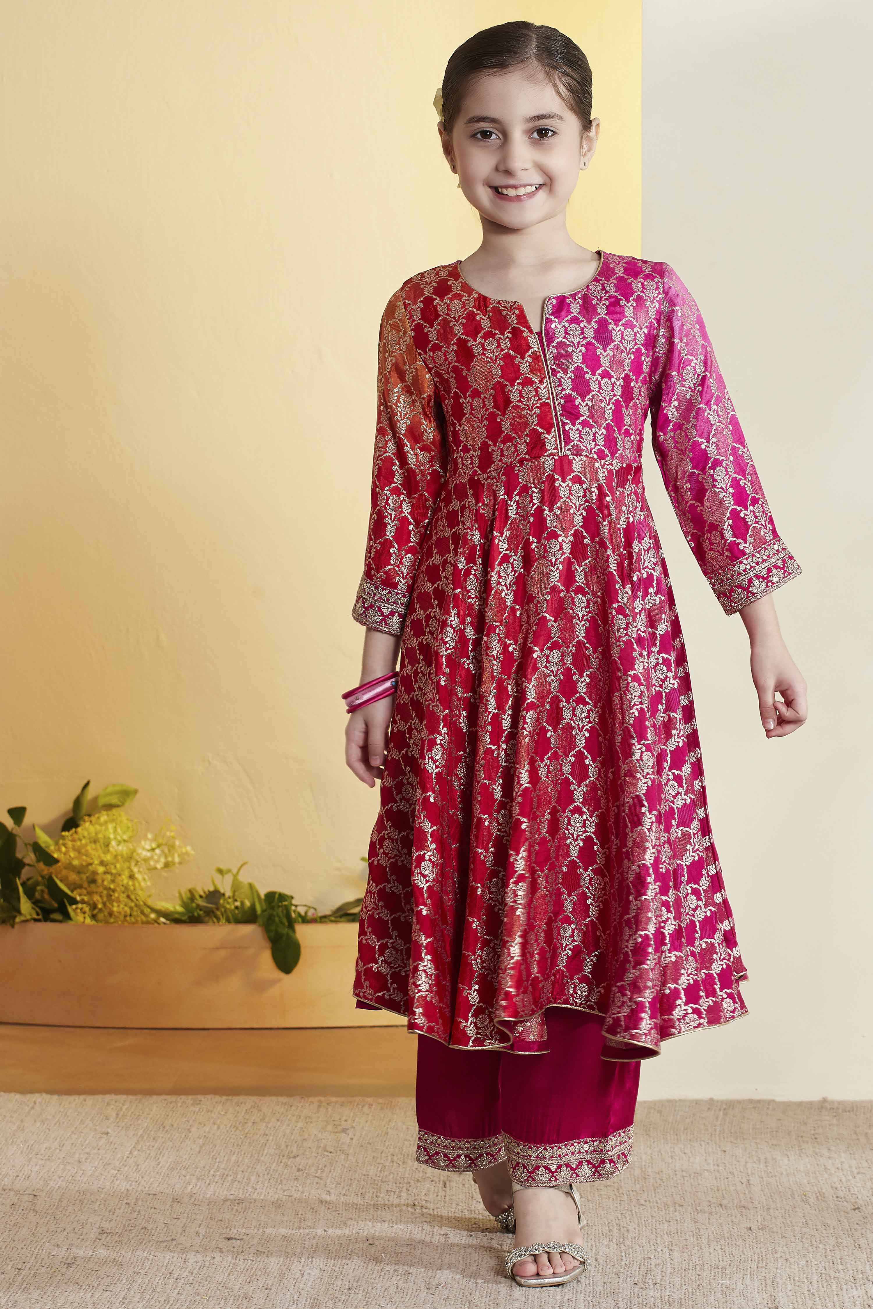 Pink Viscose Rayon Anarkali Suit Set image number 7
