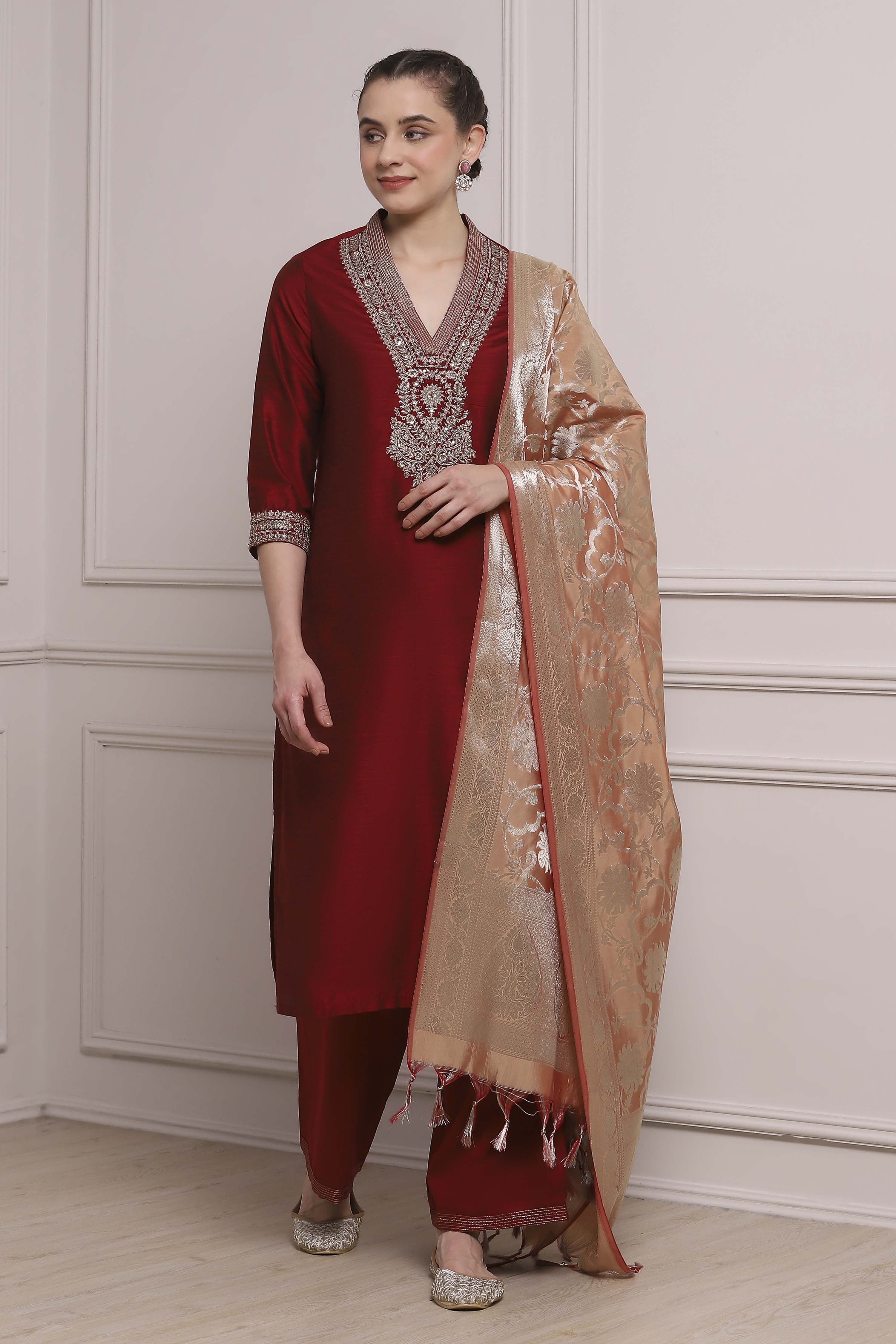 Blue and Pink Solid Straight Suit Set image number 6