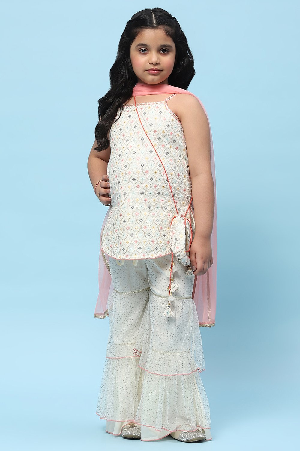 Cream Cotton Floral Embroidered Strappy Suit Set image number 7