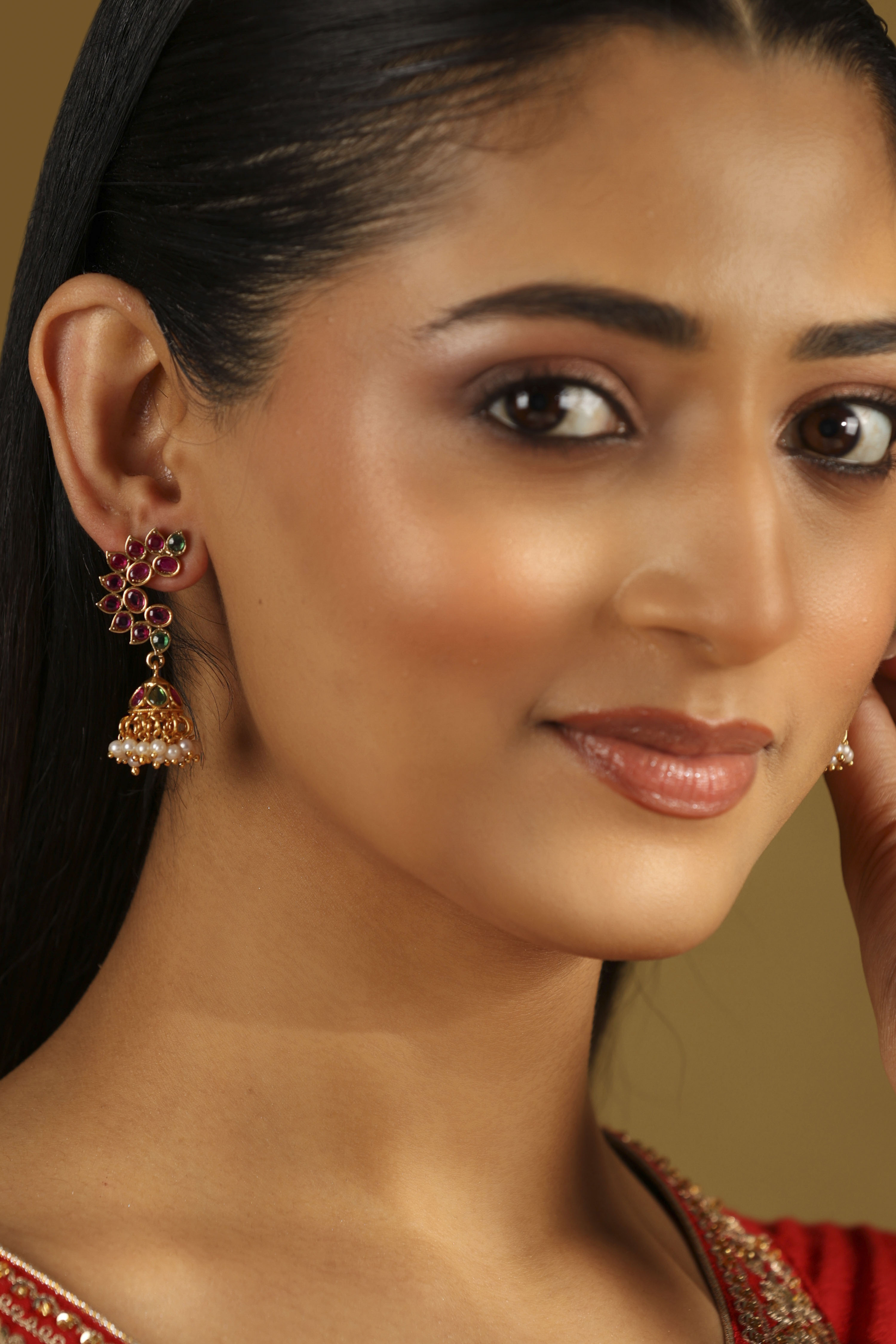 Pink Gold Plated Brass Studded Jhumkas image number 3