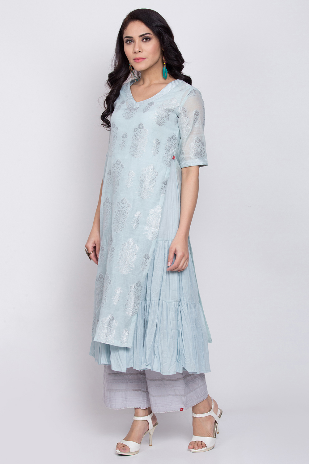 Powder Blue Poly Metallic Cotton Flared Yarndyed Kurta image number 2