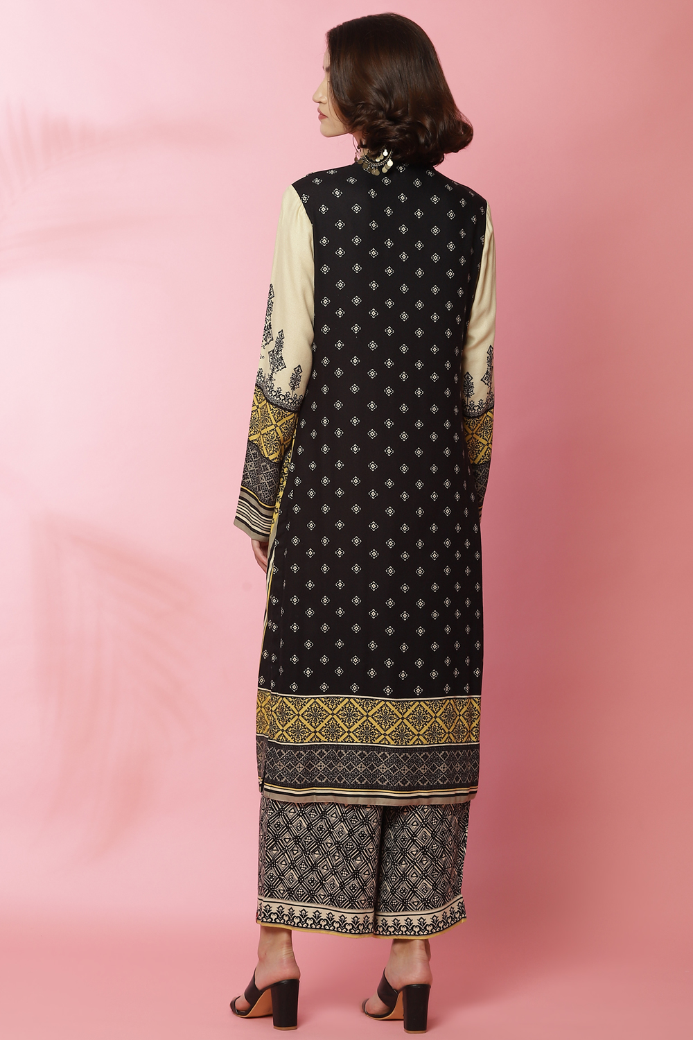 Black And Off White Viscose Straight Printed Kurta image number 5