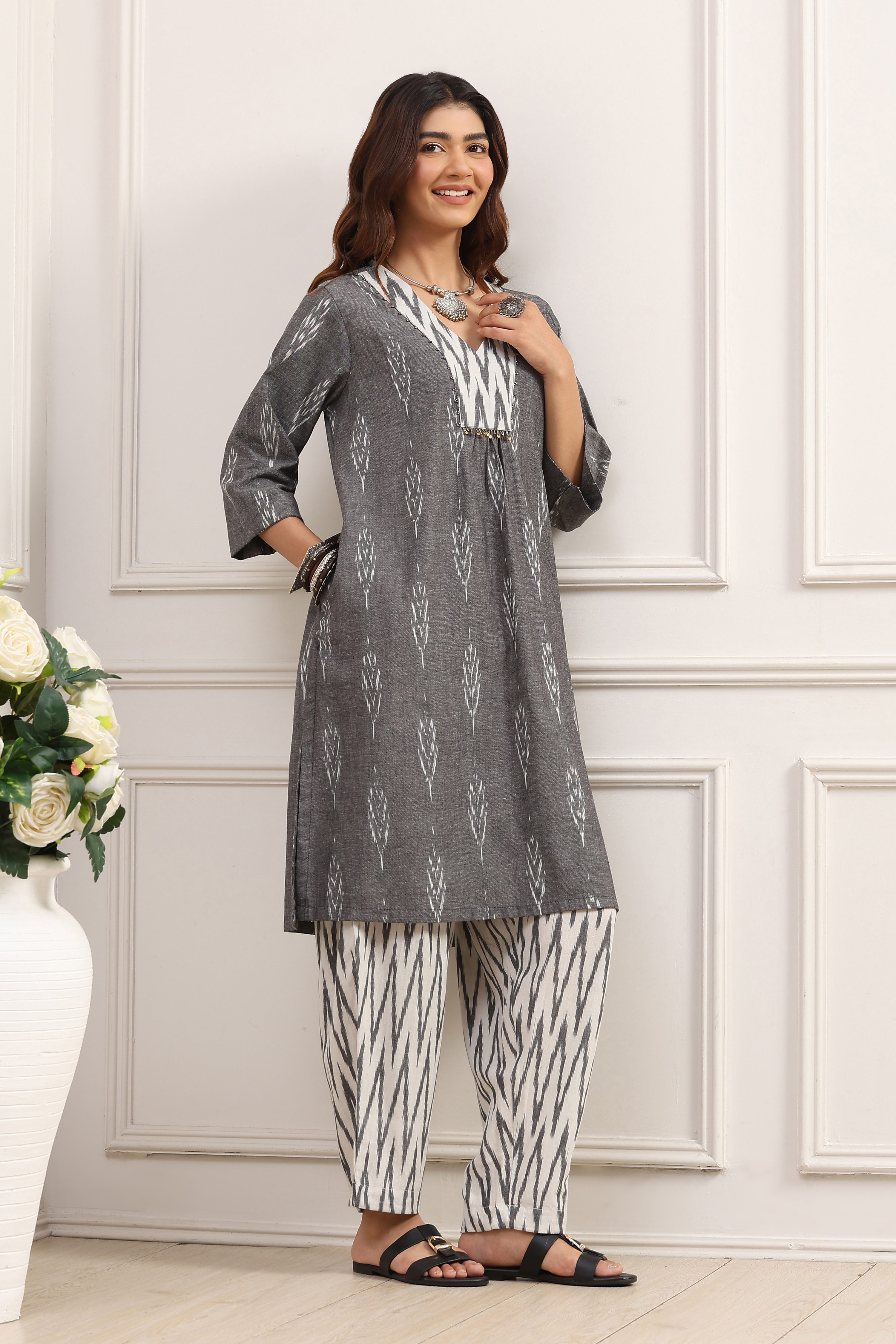 Grey Cotton Straight Suit Set image number 0