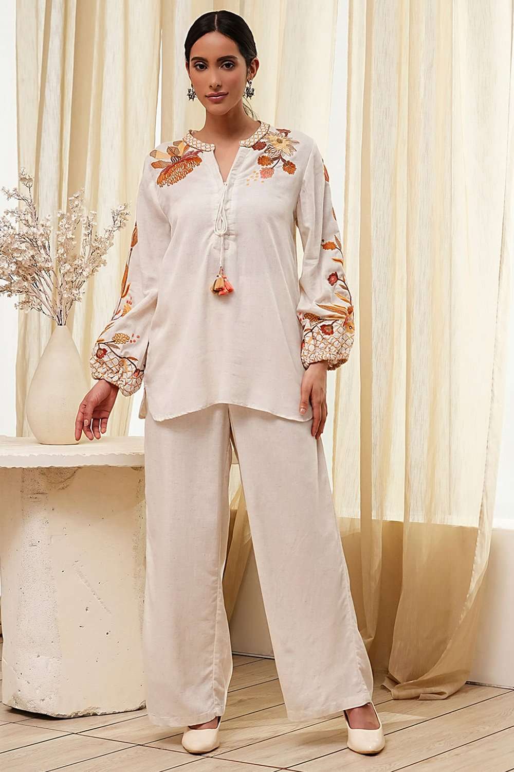 Natural Viscose Blend Straight Embroidered Fusion Set image number 0
