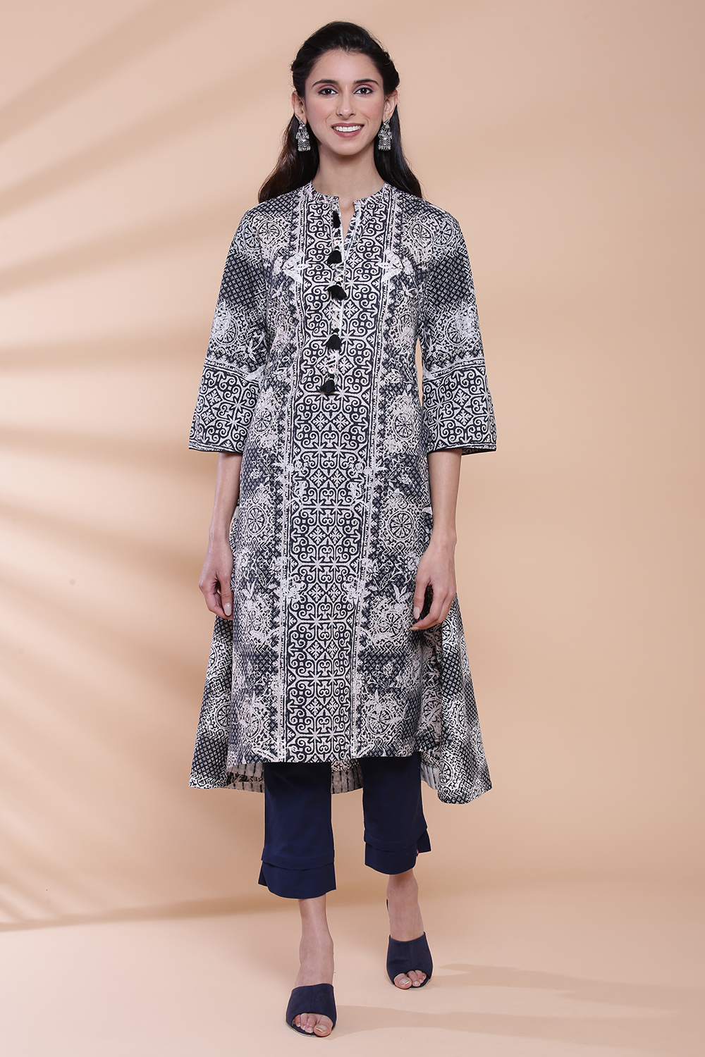 Black Cotton A-line Printed Kurta image number 0