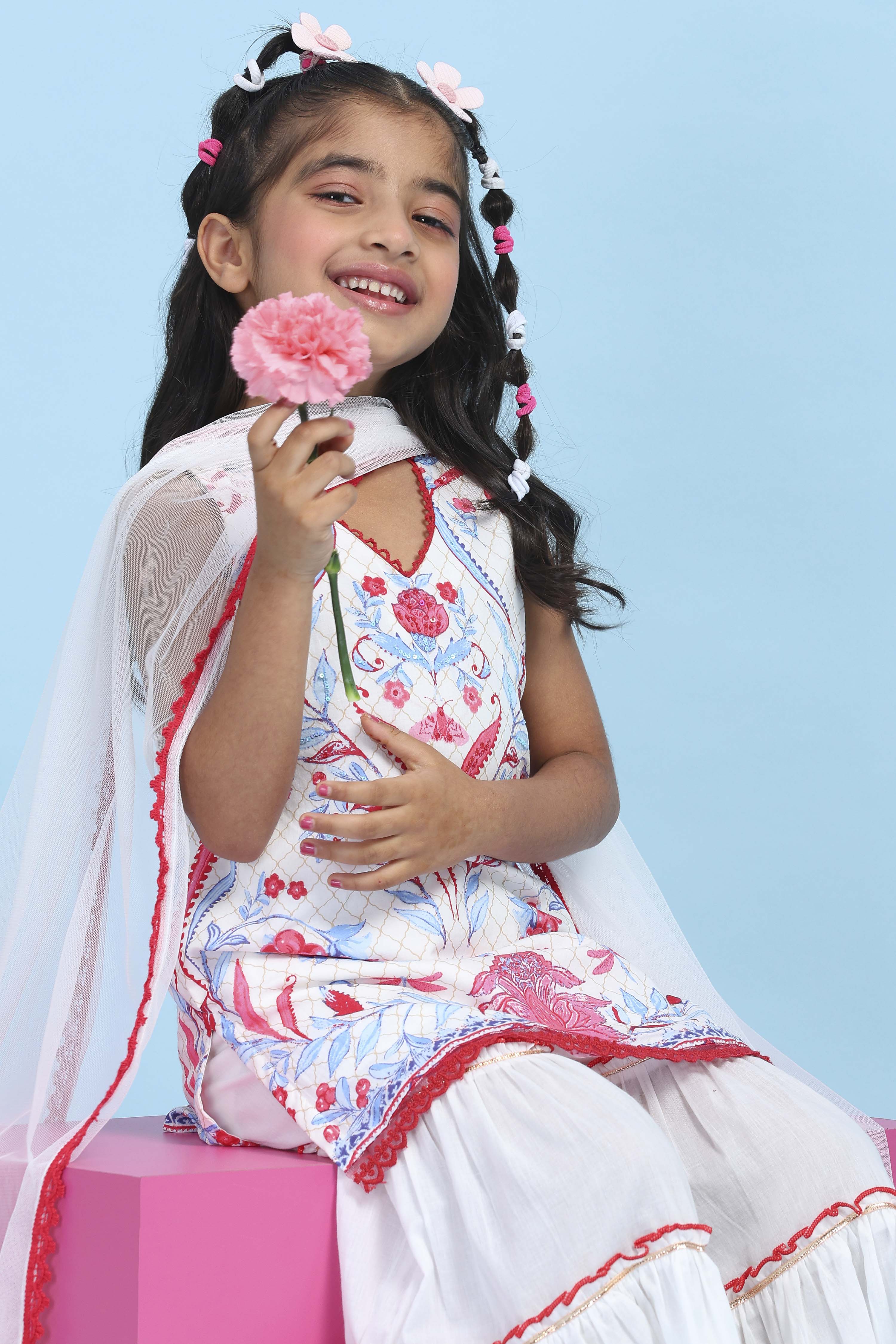 White Cotton Printed Straight Garara Suit Set image number 7