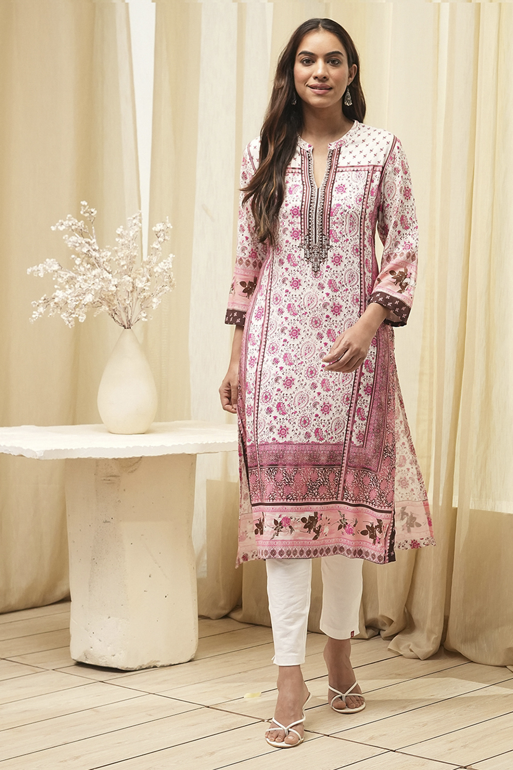 Peach Rayon A-Line Printed Kurta image number 5