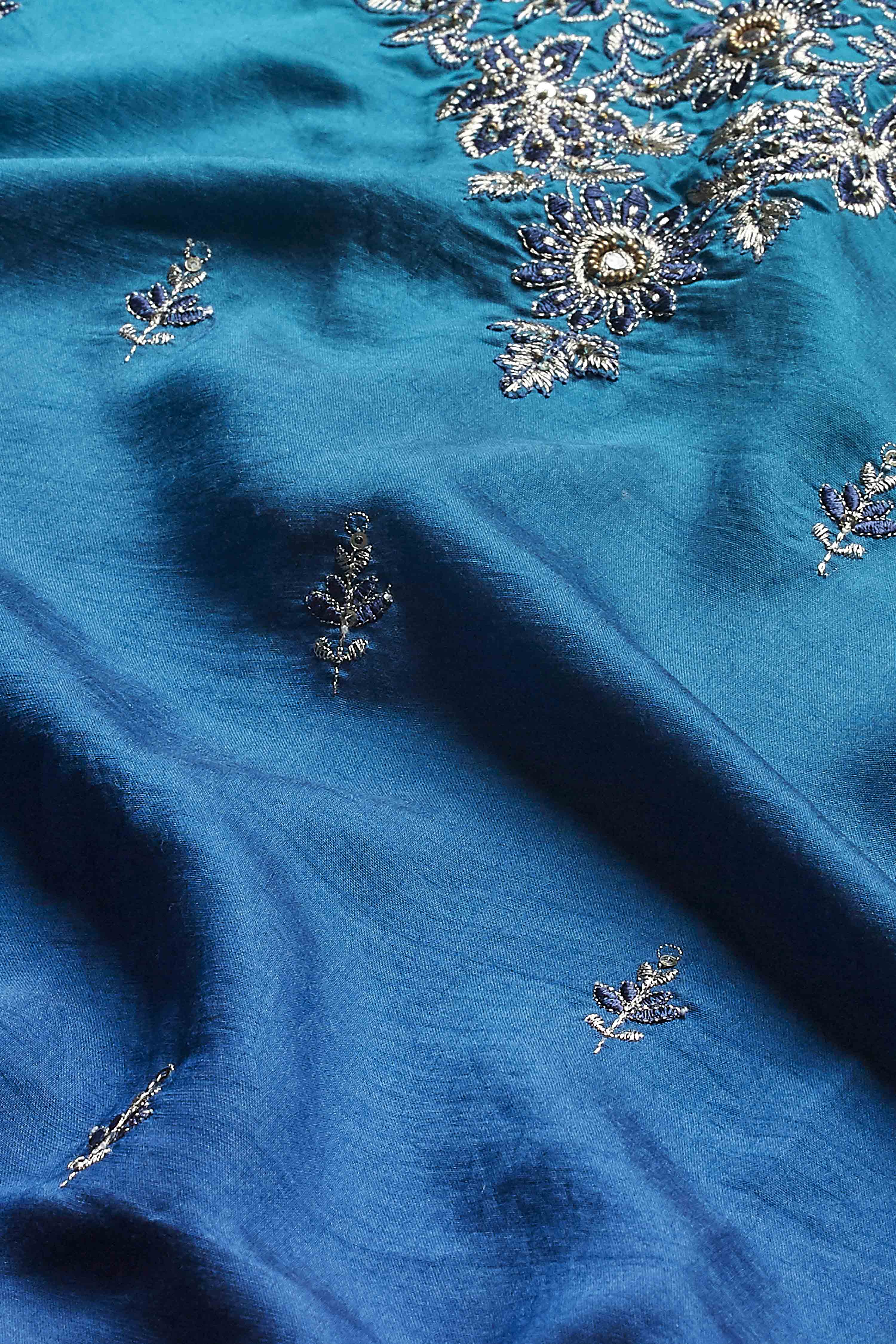 Blue Viscose Rayon Embroidered Straight Kurta Set image number 3