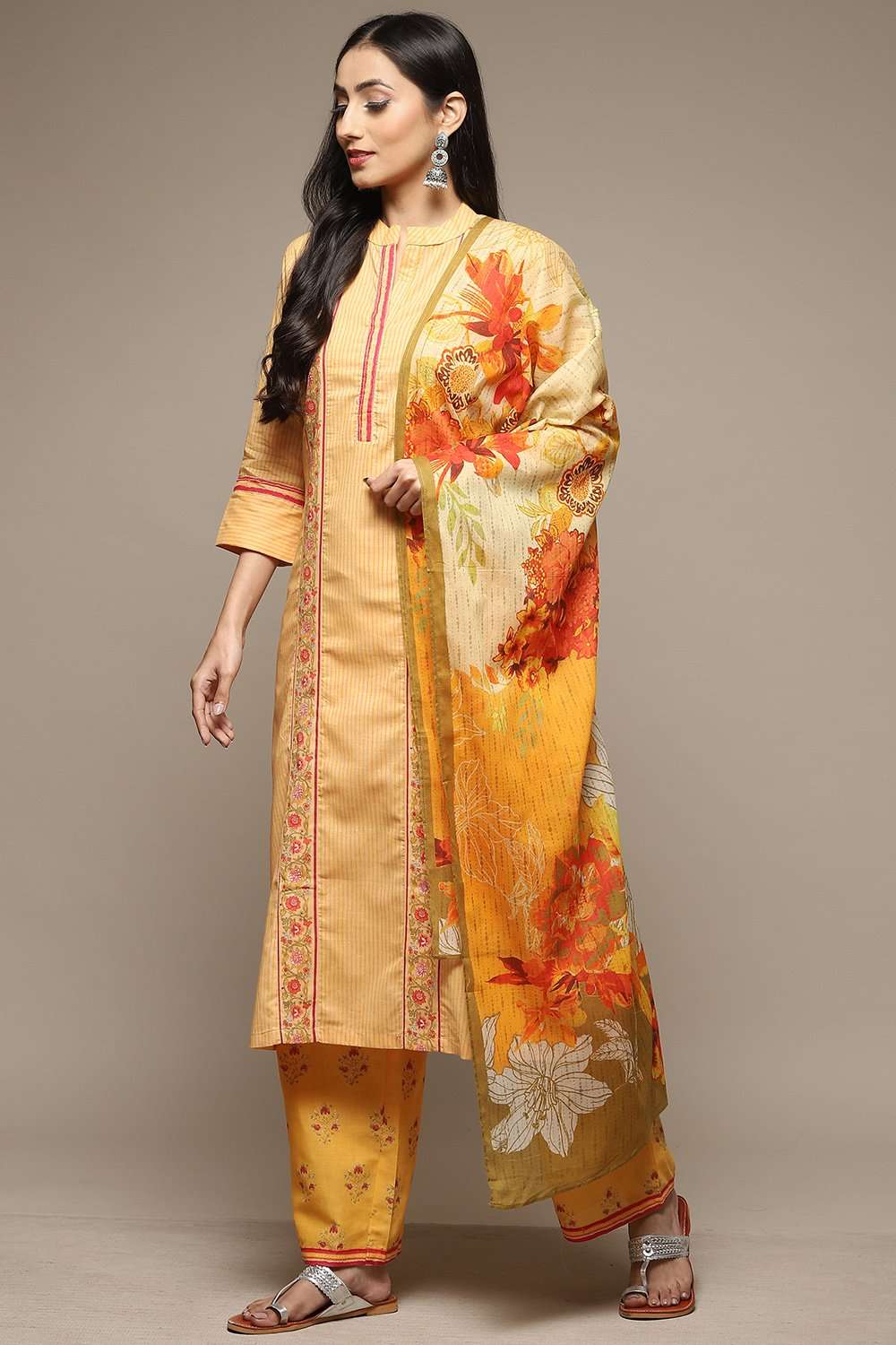 Yellow Cotton A-Line Kurta Palazzo Suit Set image number 7