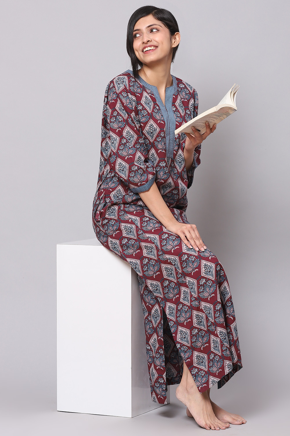 Wine Straight Art Silk Printed Sleepwear image number 3